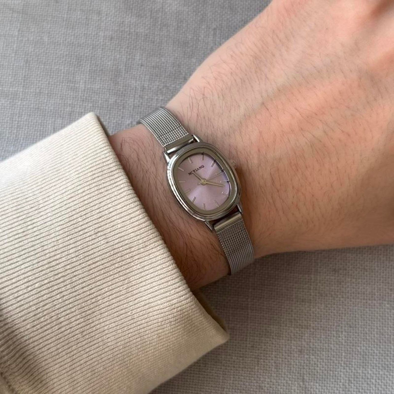 Other Elegant silver vintage style watch WMNS Size ONE SIZE - 2 Thumbnail
