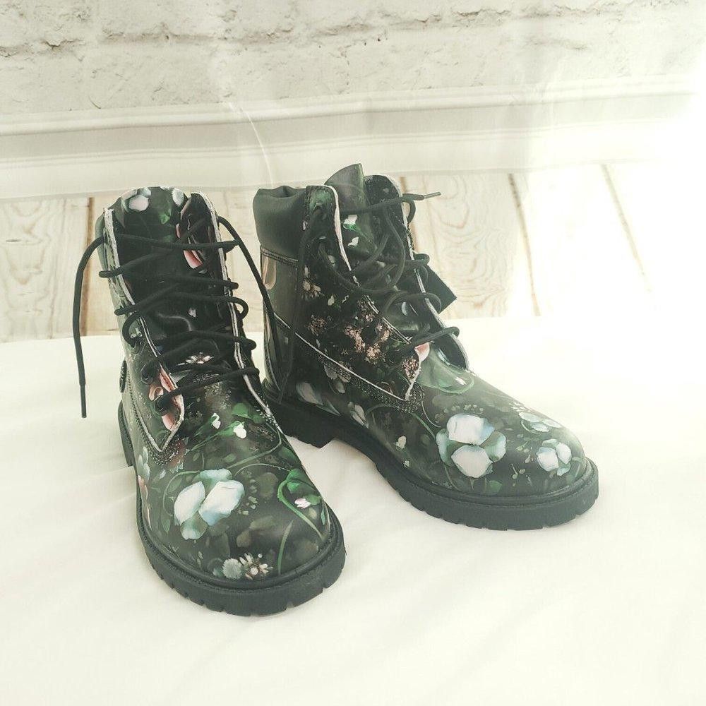 Timberland Timberland Womens Primaloft Black Floral Rain Boots Size 7.5 Size US 7.5 / IT 37.5 - 1 Thumbnail
