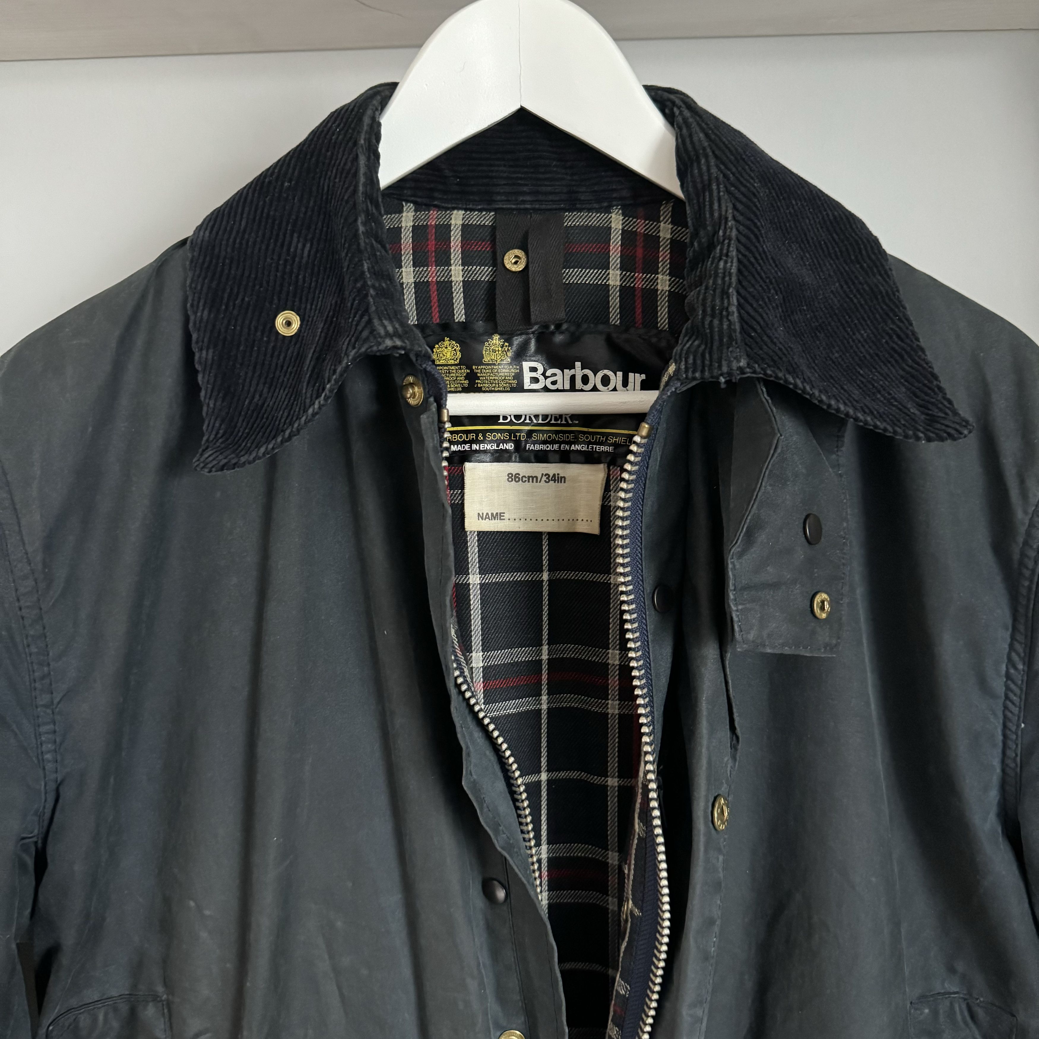 Barbour VINTAGE BARBOUR 2 CRESTS BORDER Waxed Jacket Size S / C34 Size US S / EU 44-46 / 1 - 7 Thumbnail