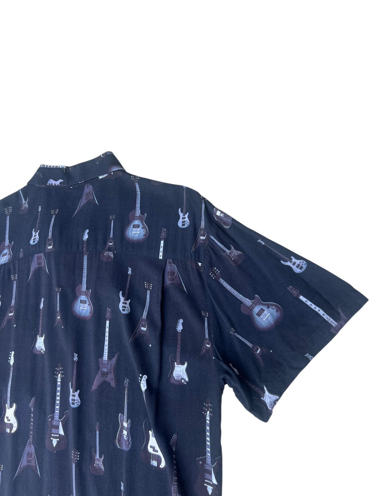 Vanquish Black Vanquish Guitars Collection 100% Rayon Hawaiian Shirt Size US M / EU 48-50 / 2 - 14 Thumbnail