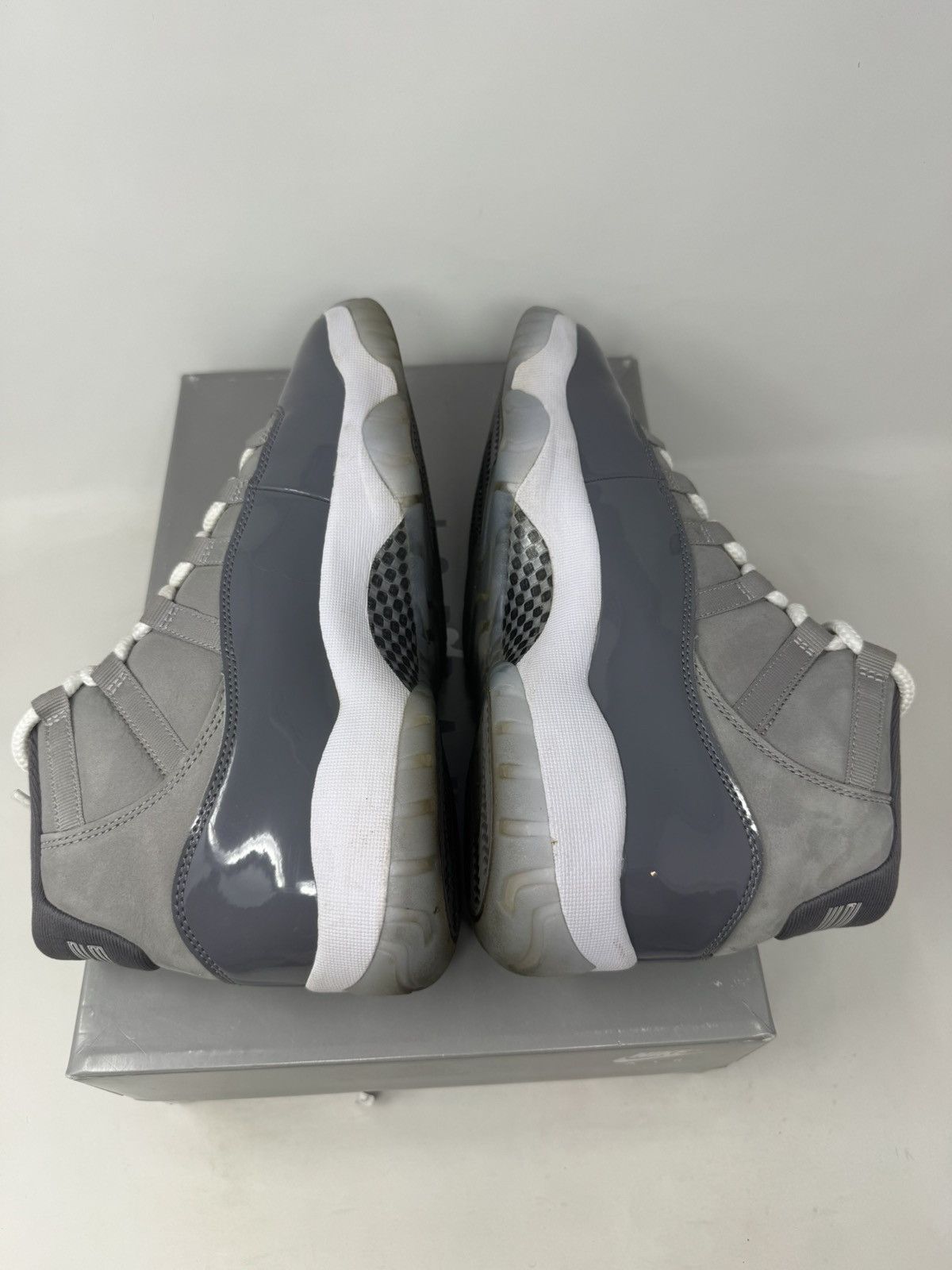 Jordan Brand Nike Air Jordan 11 Retro Cool Grey 2021 Size US 9.5 / EU 42-43 - 7 Thumbnail