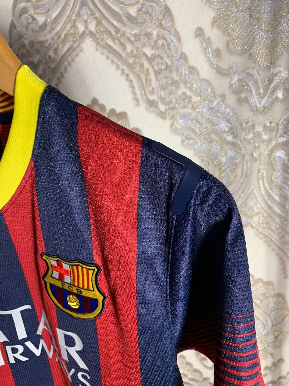 Nike Vintage Nike FC Barcelona Spain Soccer Jersey Neymar Size US S / EU 44-46 / 1 - 7 Thumbnail