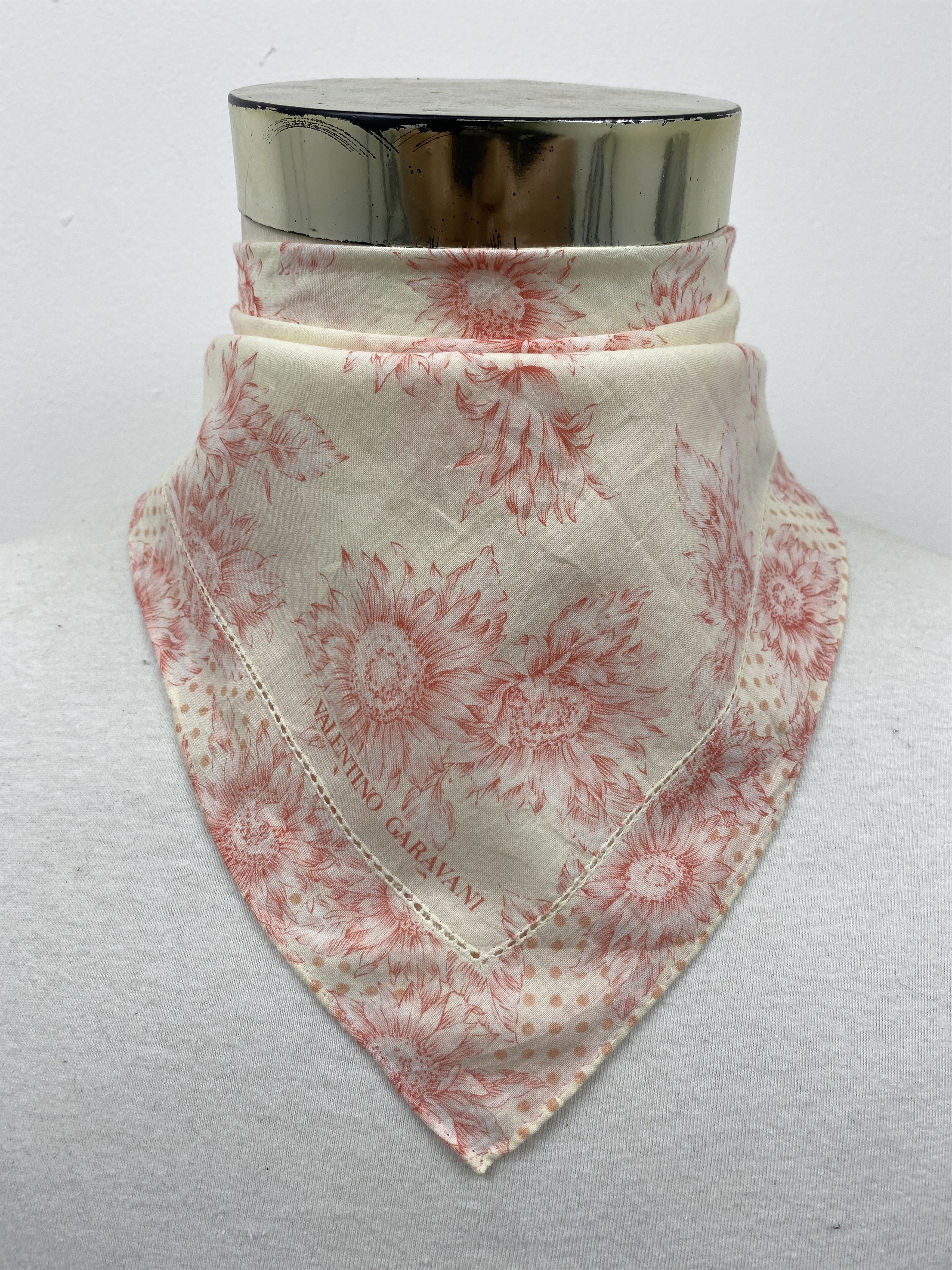Valentino Valentino Garavani Handkerchief / Neckerchief HKC0501 Size ONE SIZE - 1 Thumbnail