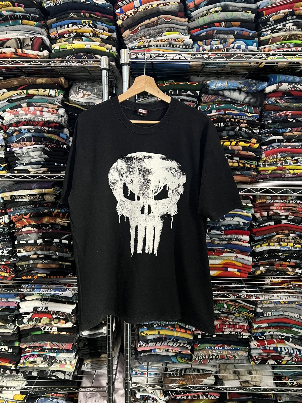 Mad Engine 2000s The Punisher Superhero Logo Marvel Comics Tee Size US L / EU 52-54 / 3 - 1 Thumbnail