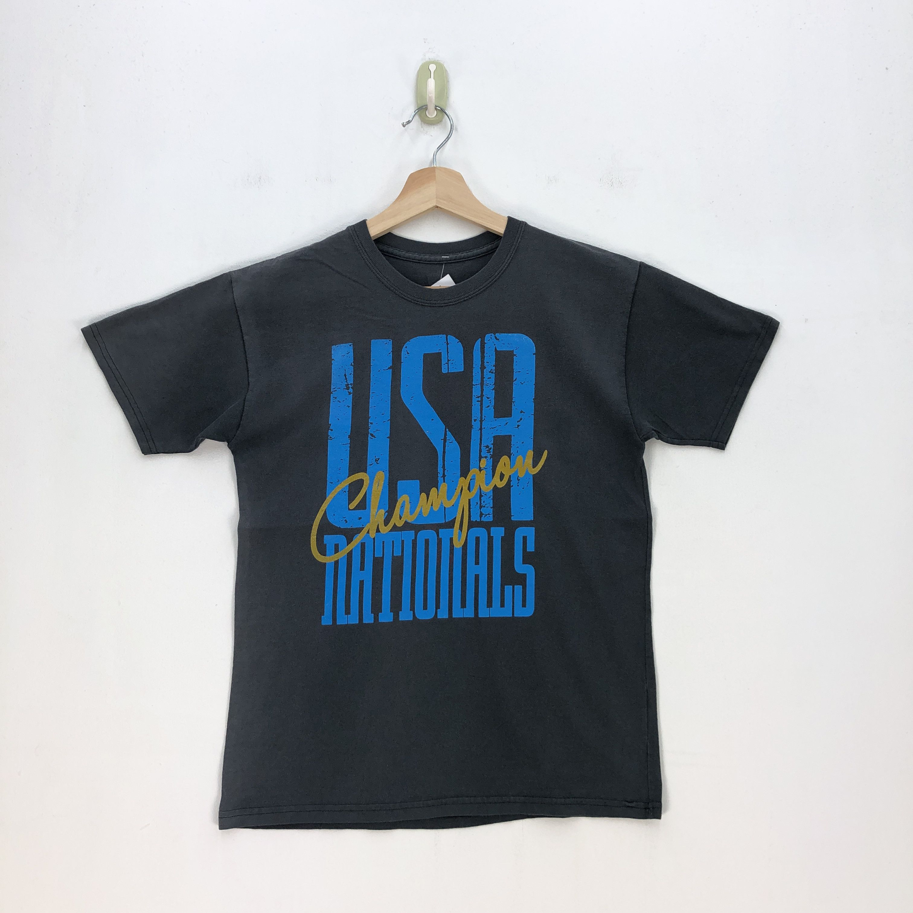 Vintage Vintage 90s T Shirt Dance Team USA Champion Nationals Tees Size US S / EU 44-46 / 1 - 1 Thumbnail