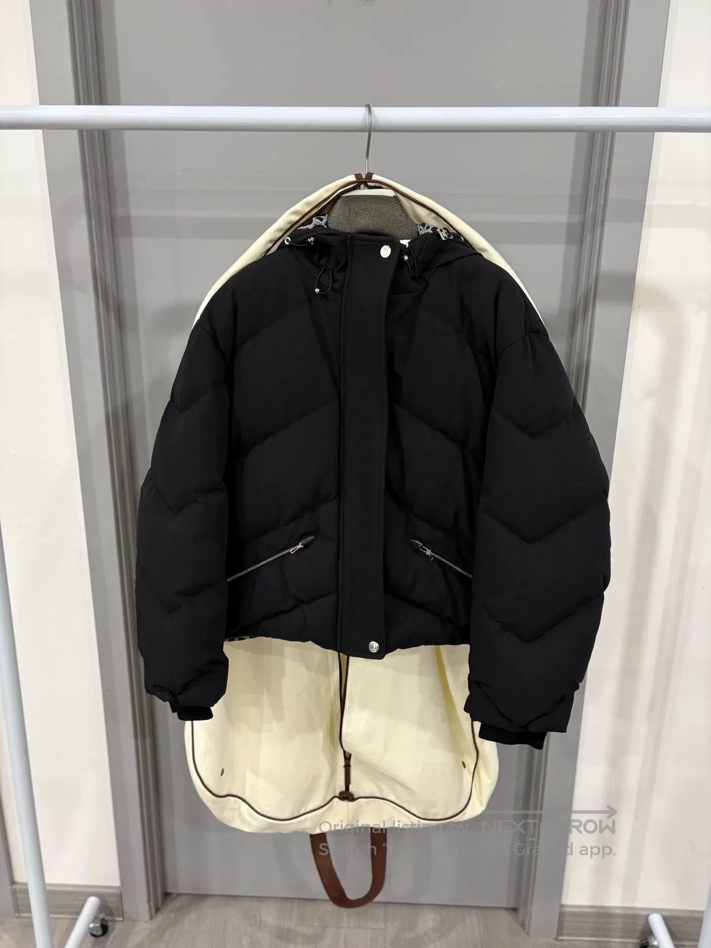 Hermes Hermes Short Down Jacket with Pig Nose Design. Size US S / EU 44-46 / 1 - 1 Thumbnail