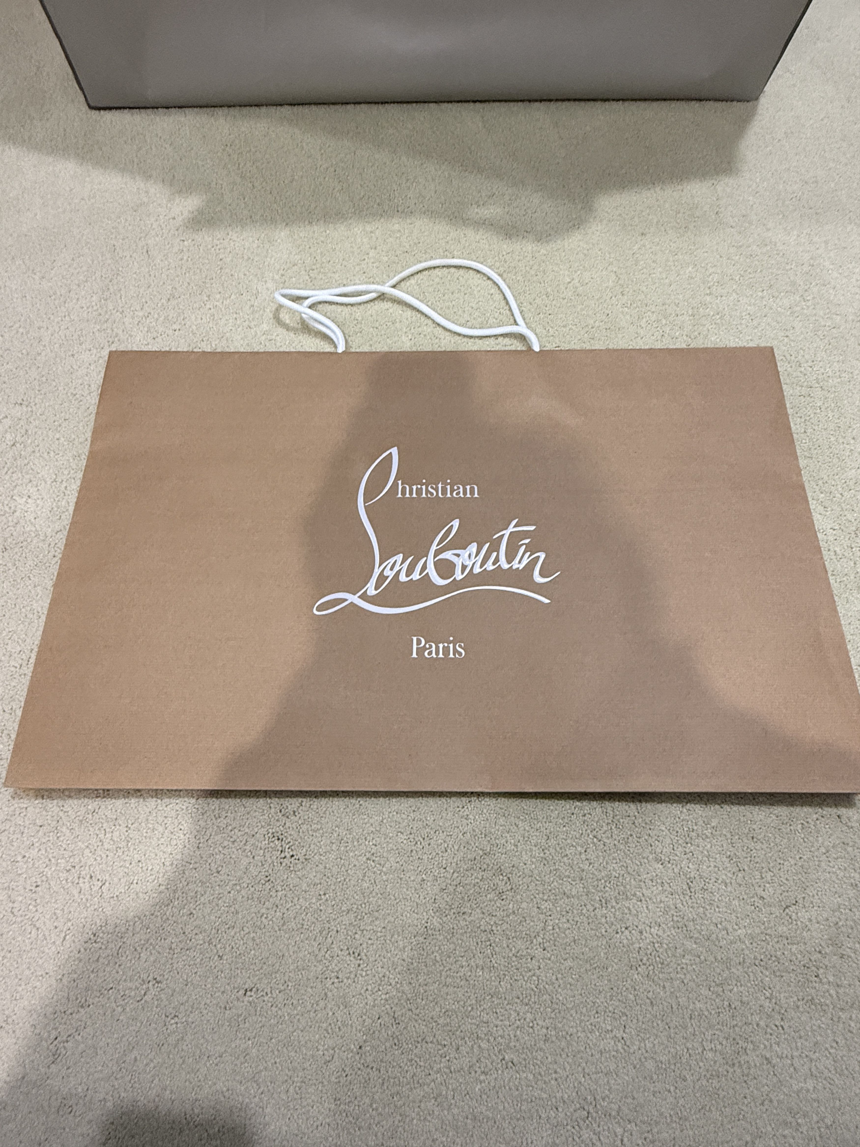 Christian Louboutin New Authentic Large Louboutin Tan Gift Paper Shopping Bags Size ONE SIZE - 4 Thumbnail