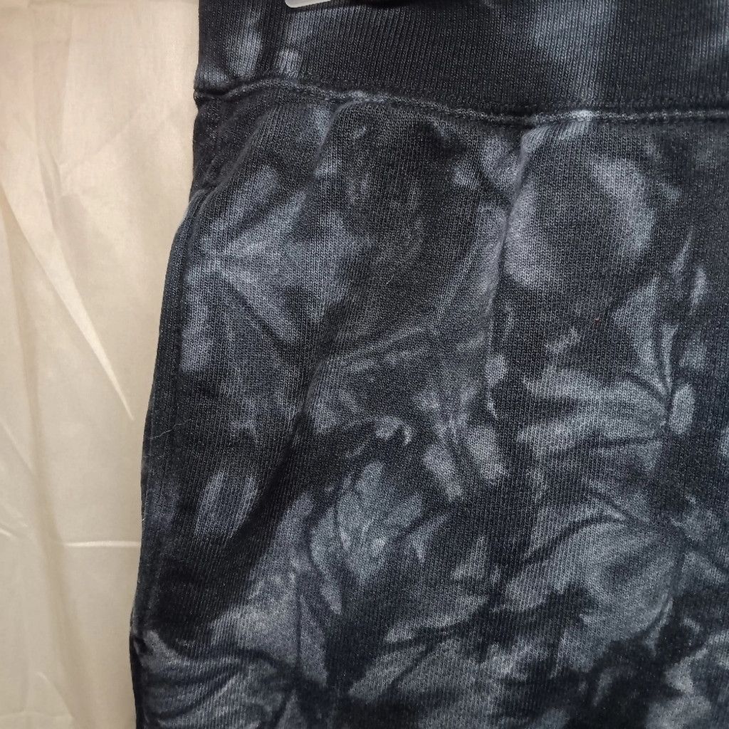 Champion Champion tye dye sweatpants, ladies Medium, nwot Size 30" / US 8 / IT 44 - 2 Thumbnail