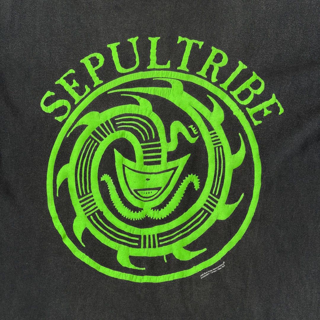 Vintage Sepultura 1998 90s Vintage Sepultribe Band Tour USA T-Shirt Size US XL / EU 56 / 4 - 3 Thumbnail