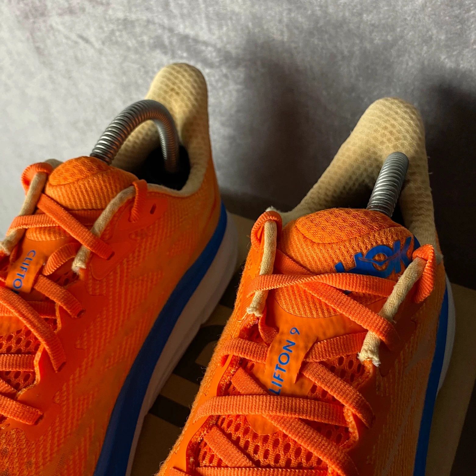 Hoka Hoka One One Clifton 9 orange running shoes Size US 9 / EU 42 - 8 Thumbnail