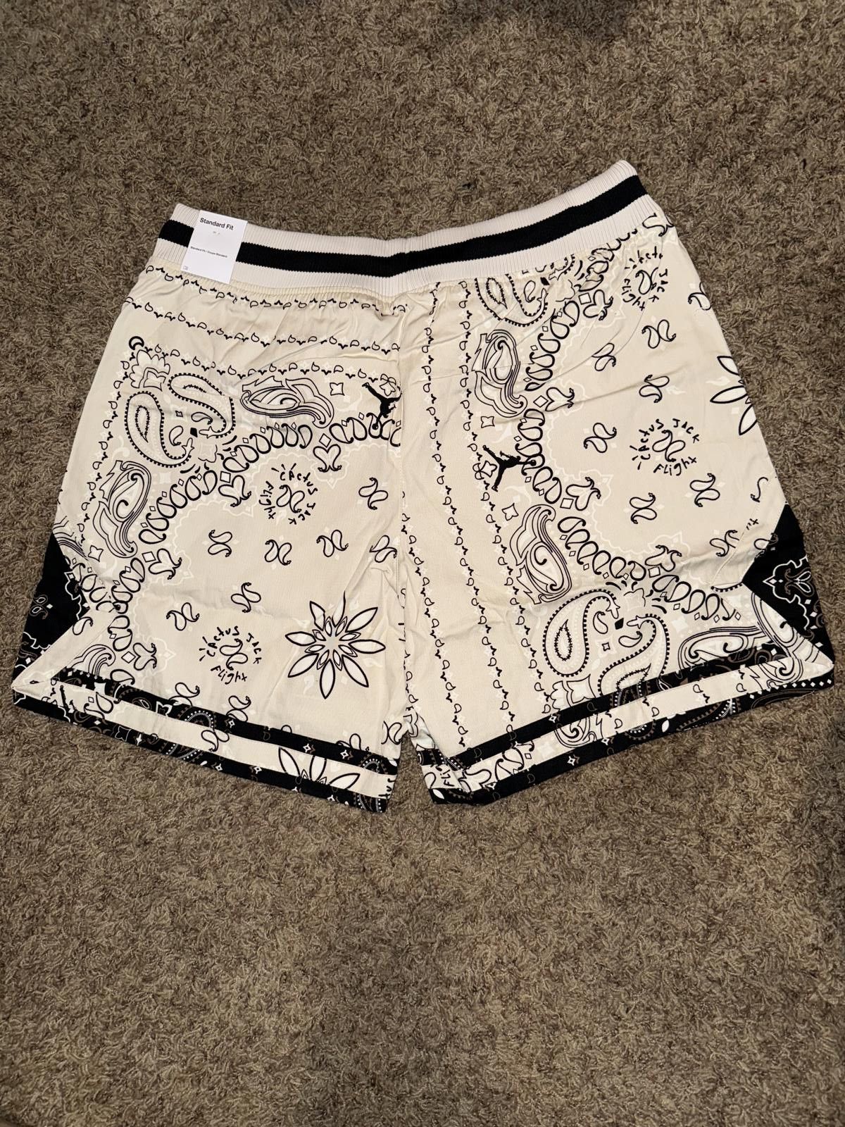 Nike Jordan Men’s Travis Scott Paisley Orewood Shorts Size US 36 / EU 52 - 8 Thumbnail