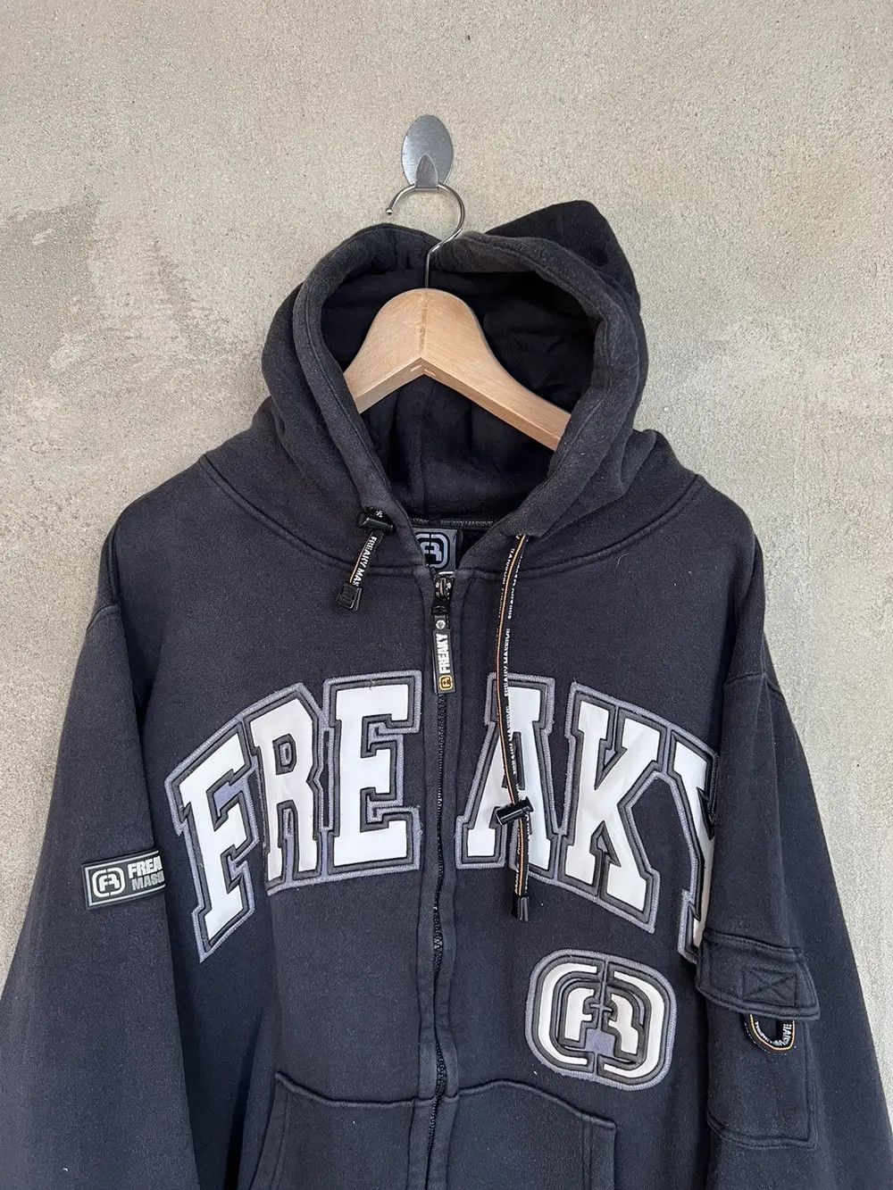 Japanese Brand Japanese Brand Freaky Massive Hoodies Size US L / EU 52-54 / 3 - 3 Thumbnail