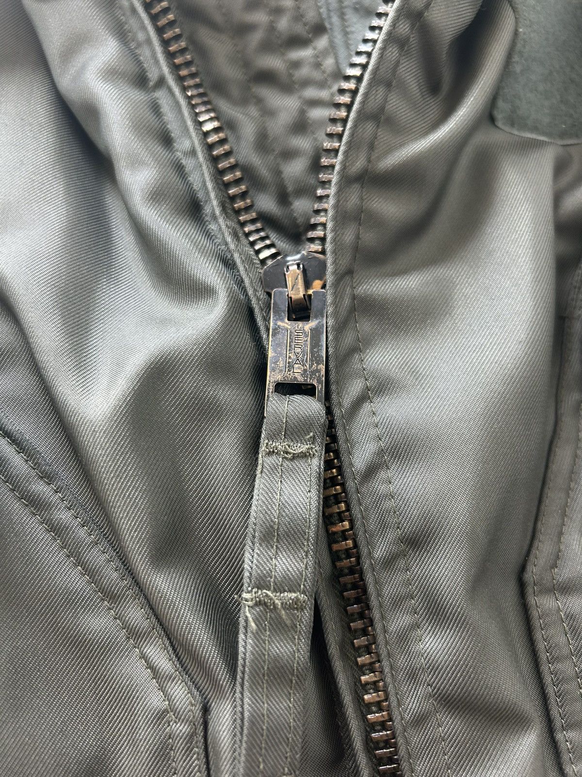 Vintage Distressed Military Bomber Jacket Olive Green Size US S / EU 44-46 / 1 - 12 Thumbnail