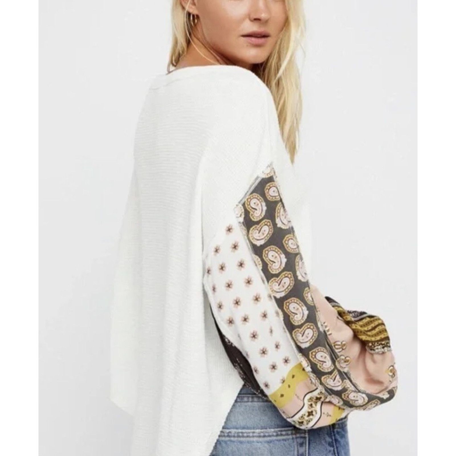 Free People Free People Womens XS Blossom Knit White Oversized A003309 Size XS / US 0-2 / IT 36-38 - 1 Thumbnail