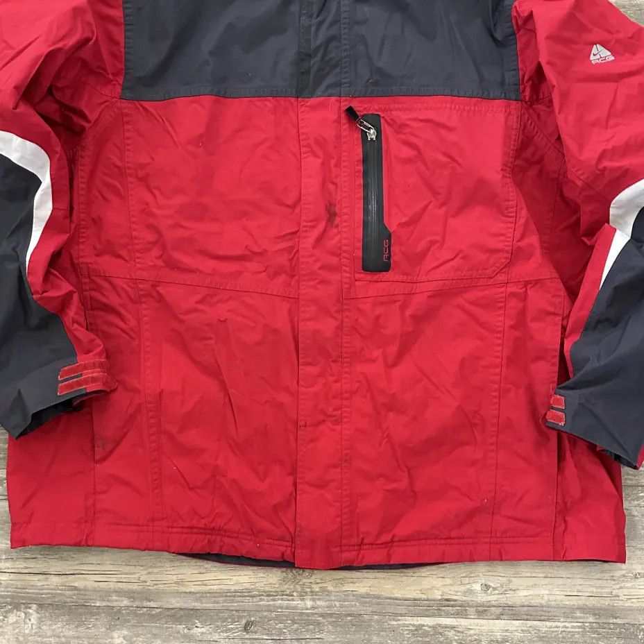 Vintage Nike ACG Out Storm Gore-tex Style Ski Jacket