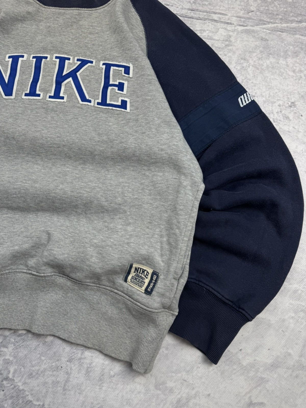 Nike × Vintage NIKE VINTAGE CENTER LOGO OVERSIZE BOXY SWEATSHIRT Size US S / EU 44-46 / 1 - 3 Thumbnail