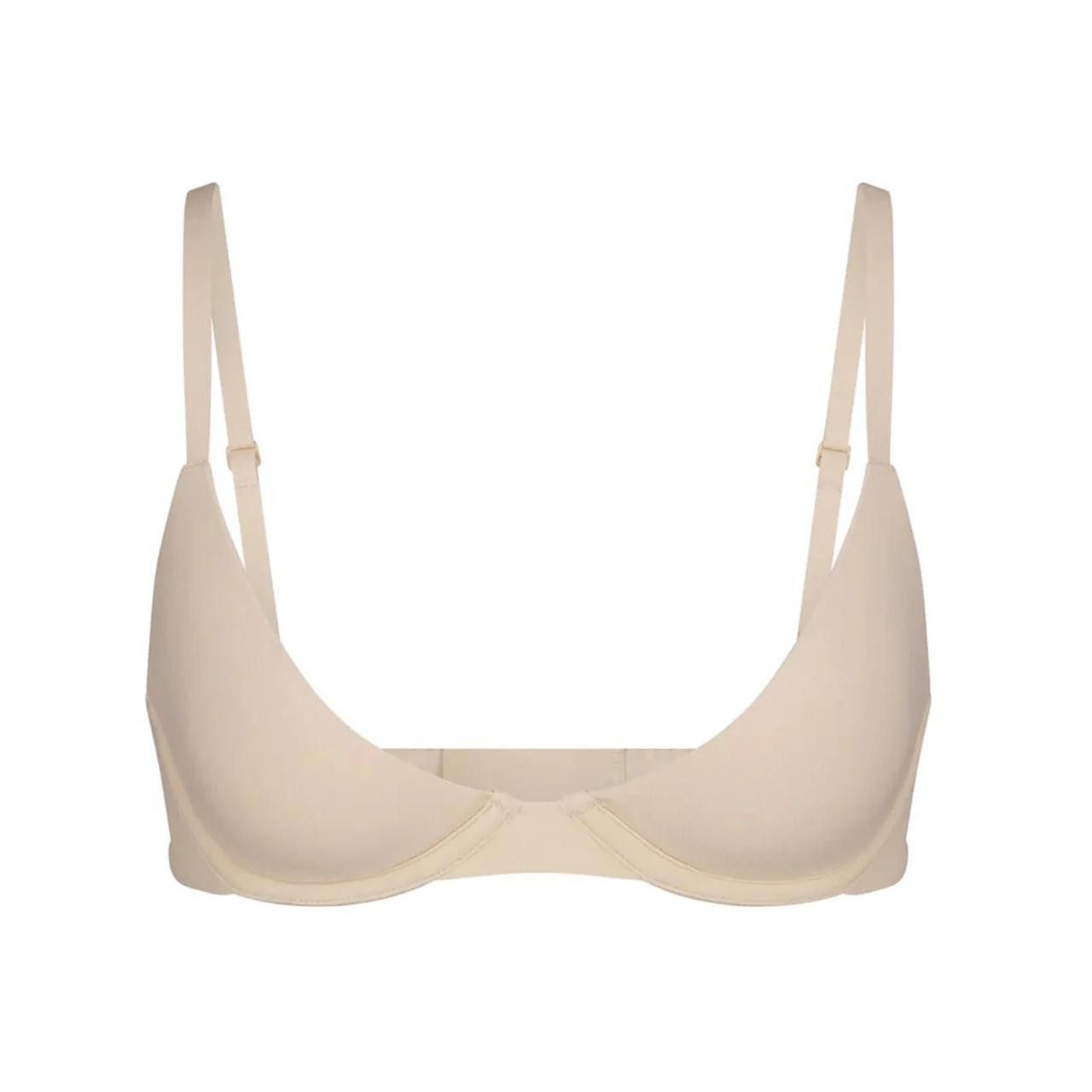 Designer nude SKIMS plunge underwire bra 34D🍒 Size ONE SIZE - 4 Thumbnail