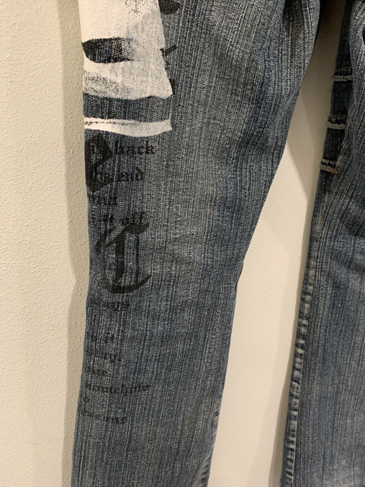 In The Attic In The Attic Poem Distressed Denim Size US 31 - 14 Thumbnail
