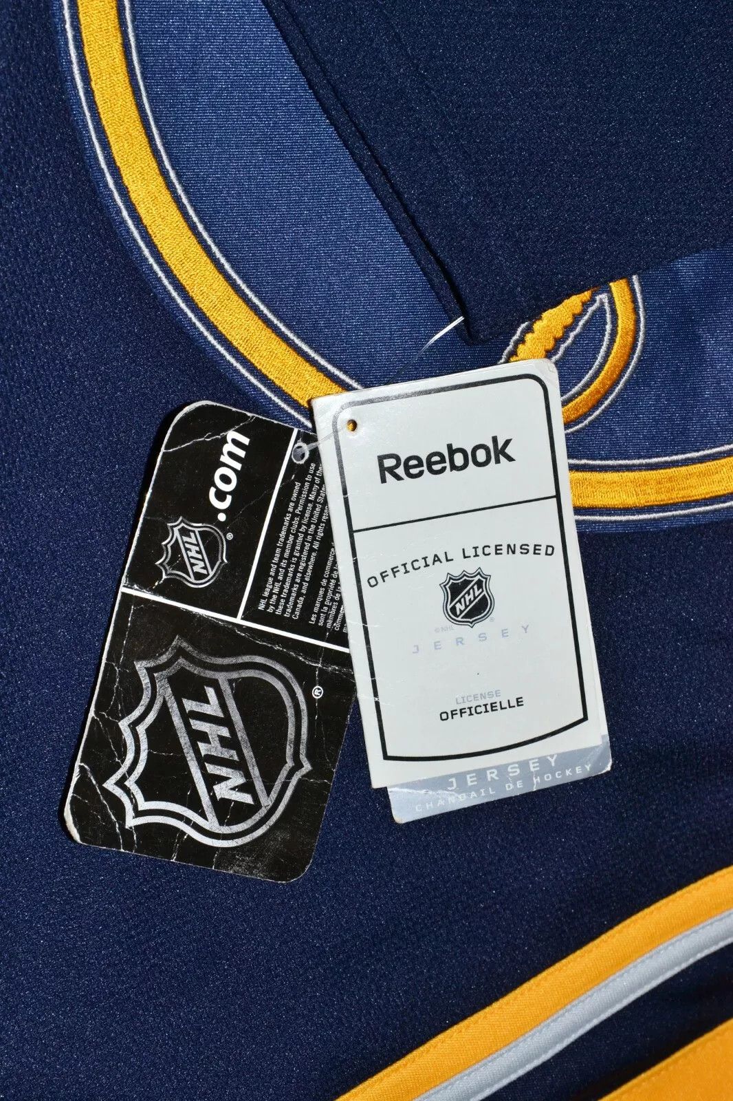 Reebok NHL BUFFALO SABRES ICE HOCKEY SHIRT JERSEY REEBOK SIZE S Size US S / EU 44-46 / 1 - 5 Thumbnail