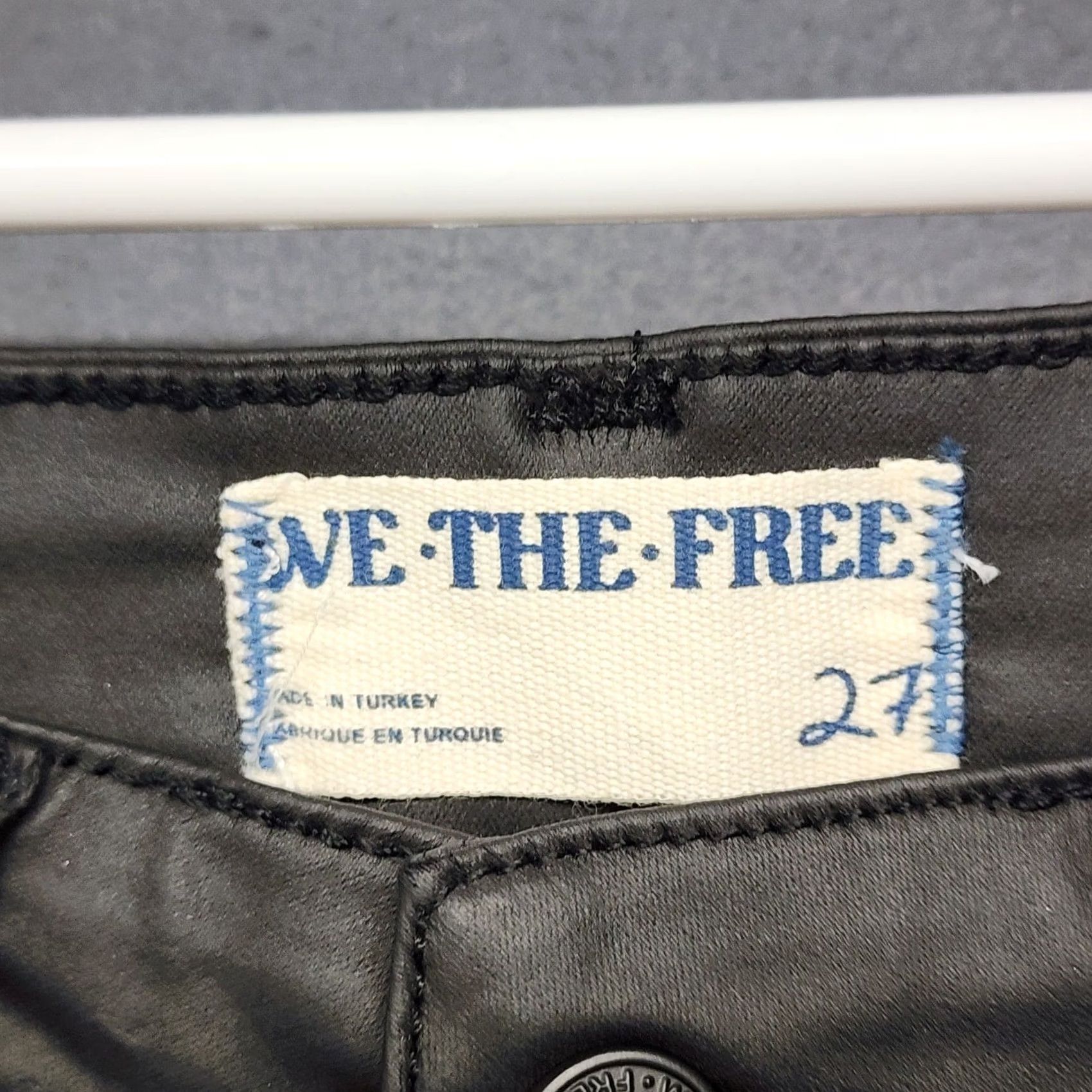 Vintage We The Free People Pacifica Pants Black Coated High Rise Straight Leg Womens 27 Size 27" / US 4 / IT 40 - 3 Thumbnail
