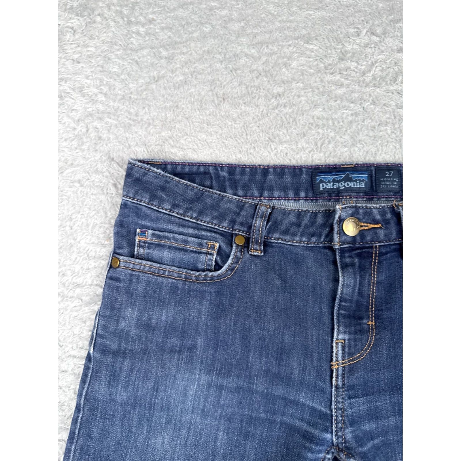 Patagonia Patagonia Shorts Women 27 Blue Denim Cutoff Cotton Blend Low Rise 29x8 Size 27" / US 4 / IT 40 - 4 Thumbnail