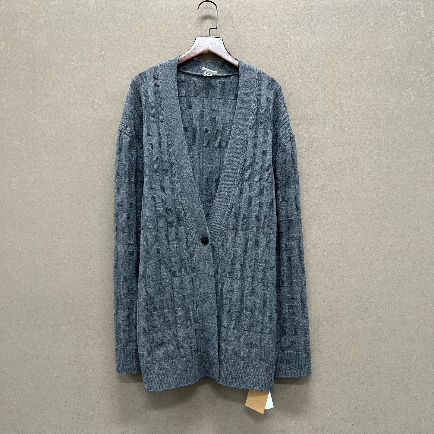 Hermes gray cashmere cardigan by hermes Size M / US 6-8 / IT 42-44 - 1 Thumbnail