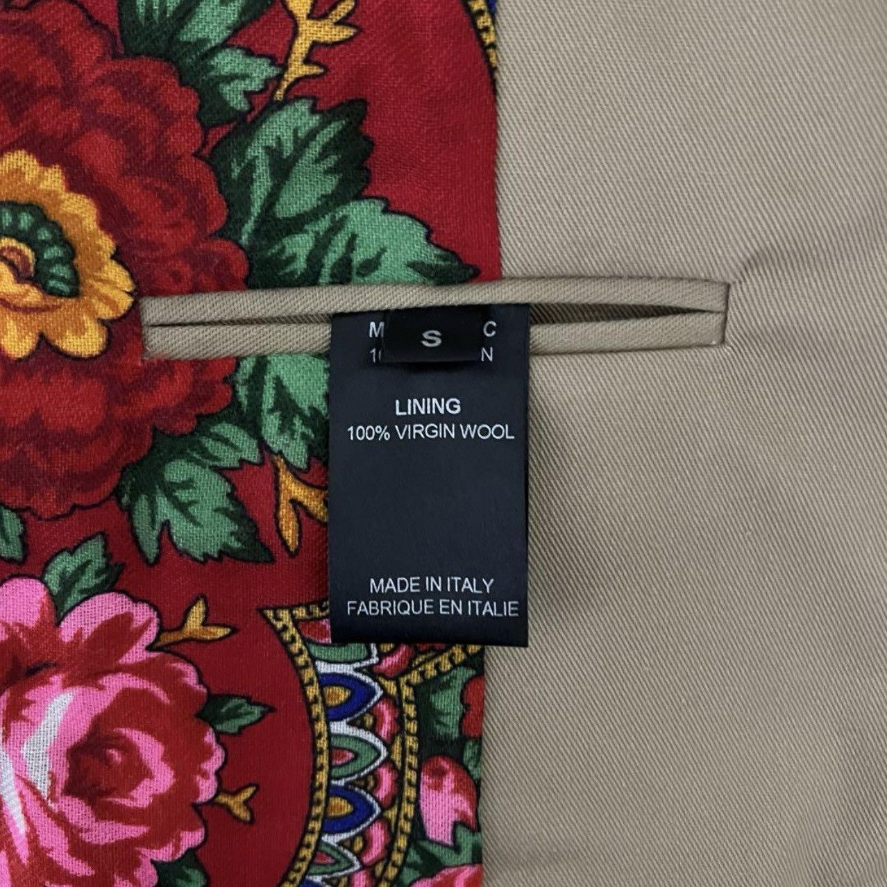 Vetements Vetements SS19 Reversible Scarf Coat Size US S / EU 44-46 / 1 - 9 Thumbnail
