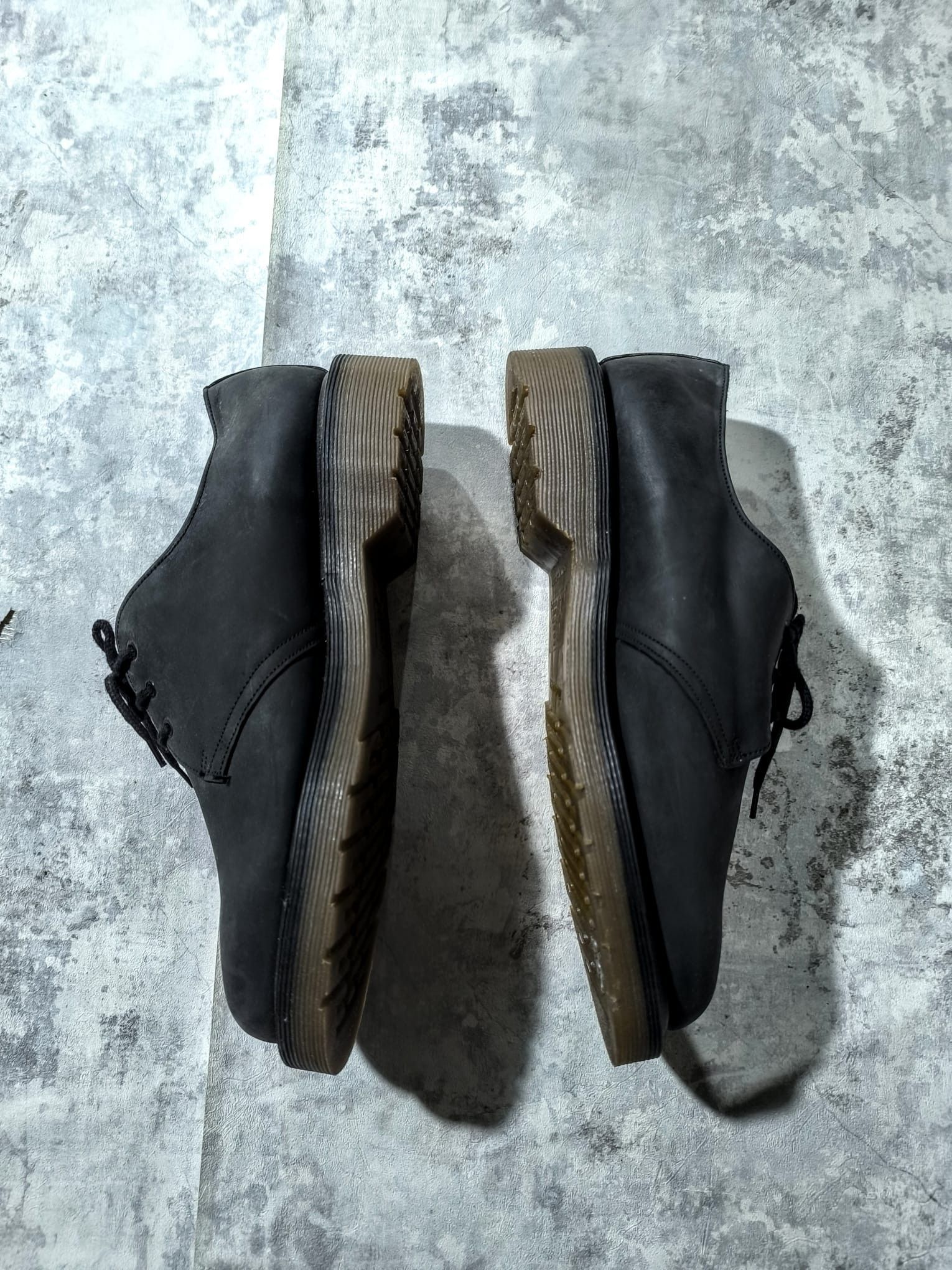 Dr. Martens vintage dr. martens oxford made in England Size US 7 / EU 40 - 2 Thumbnail
