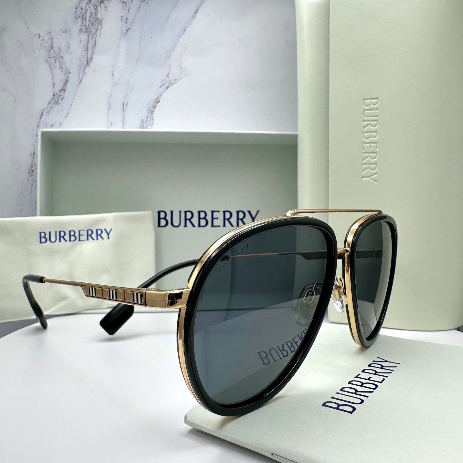 Burberry New Burberry Sunglasses Polarized Gold Black Aviator Size ONE SIZE - 1 Thumbnail