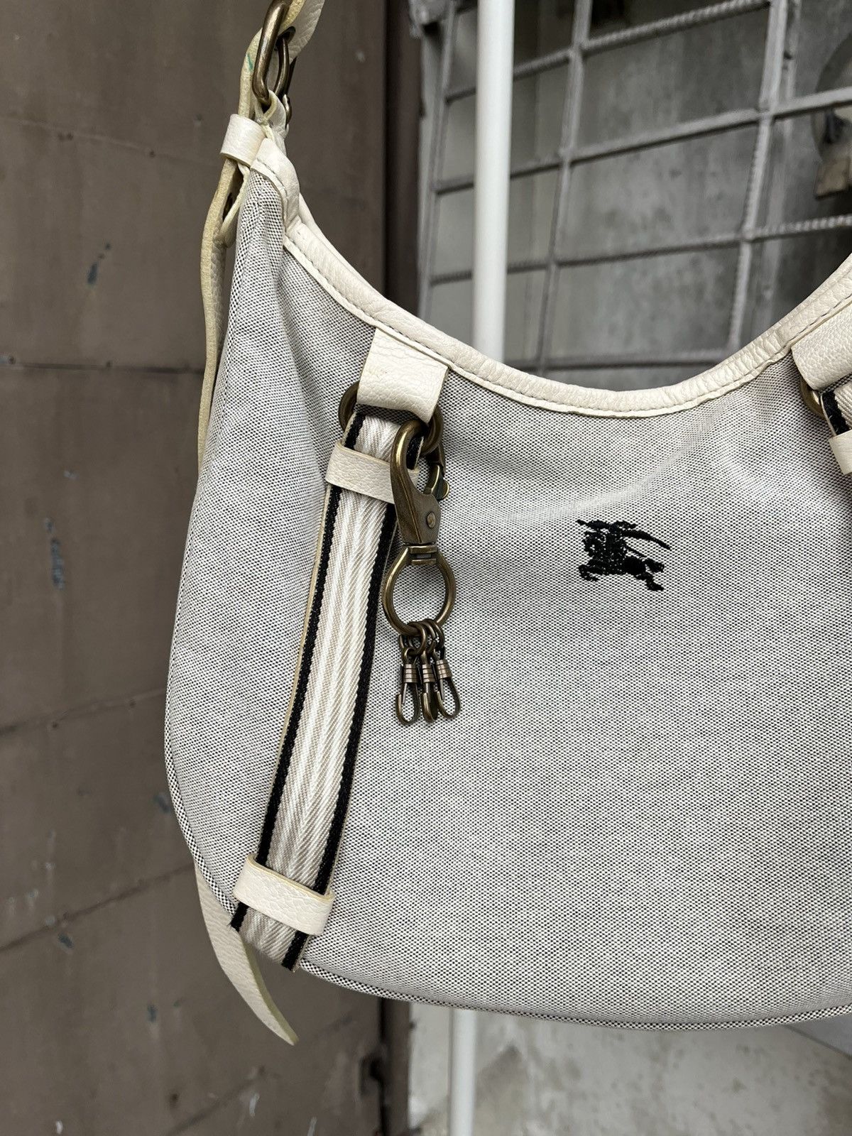 Burberry Burberry Blue Label Canvas 2-Way Shoulder Bag Size ONE SIZE - 5 Thumbnail