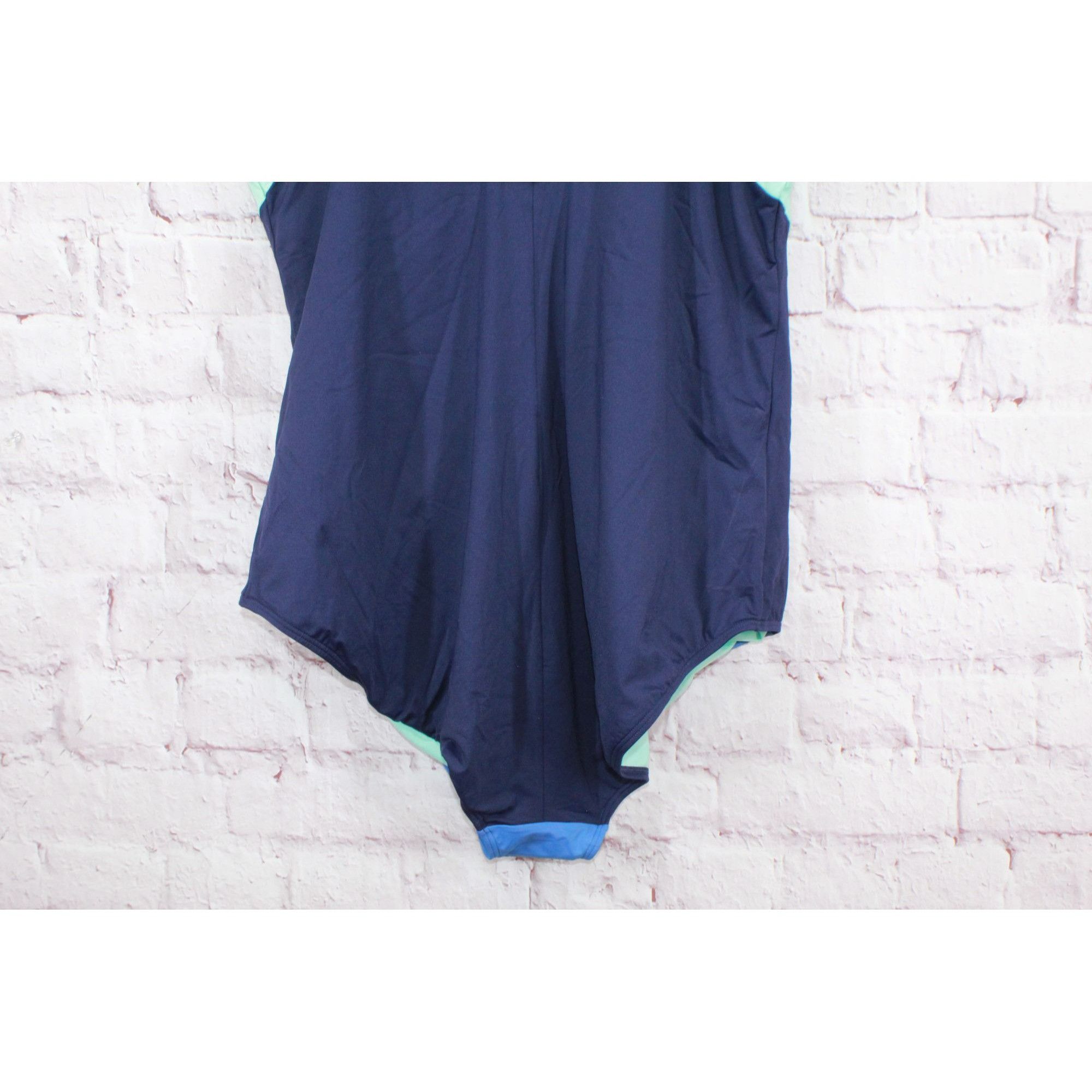 L.L. Bean LL Bean Women's New Currents Swimwear Scoopneck Tanksuit Size 3XL / US 20-22 - 5 Thumbnail