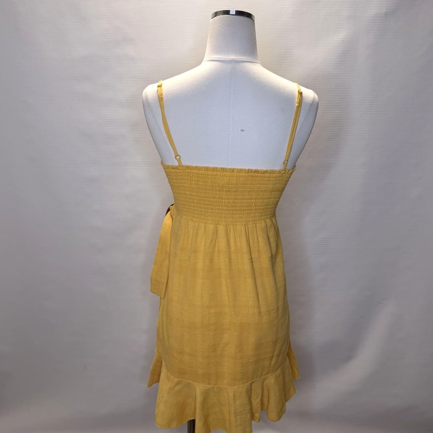 American Eagle Outfitters VINTAGE American Eagle Outfitters Dress Womens S Yellow Wrap Sundress Ruffle Smocked Size S / US 4 / IT 40 - 5 Thumbnail