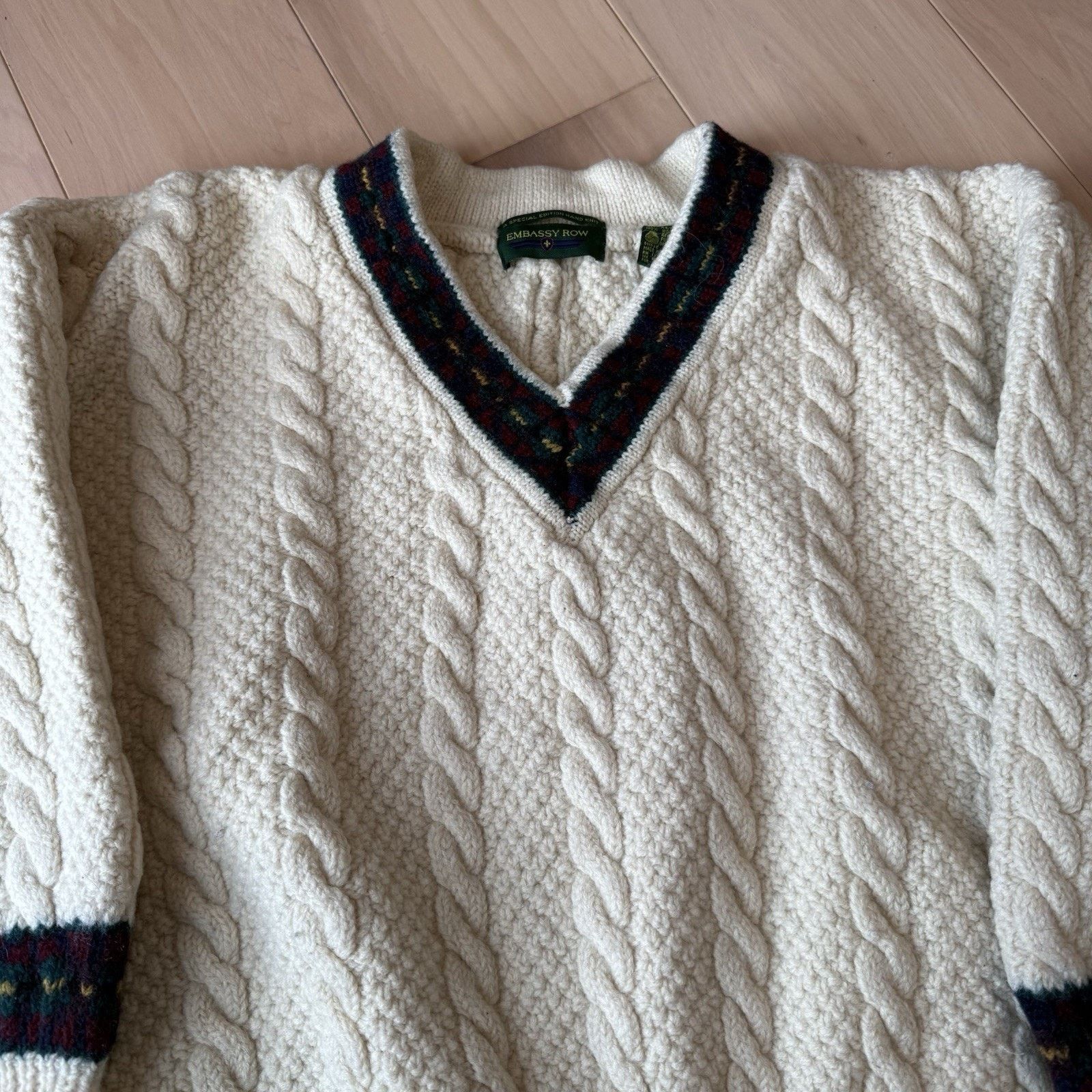 Vintage Vintage Embassy Row Sweater XL Beige 90s Heavy Wool V Neck Size XL / US 12-14 / IT 48-50 - 3 Thumbnail