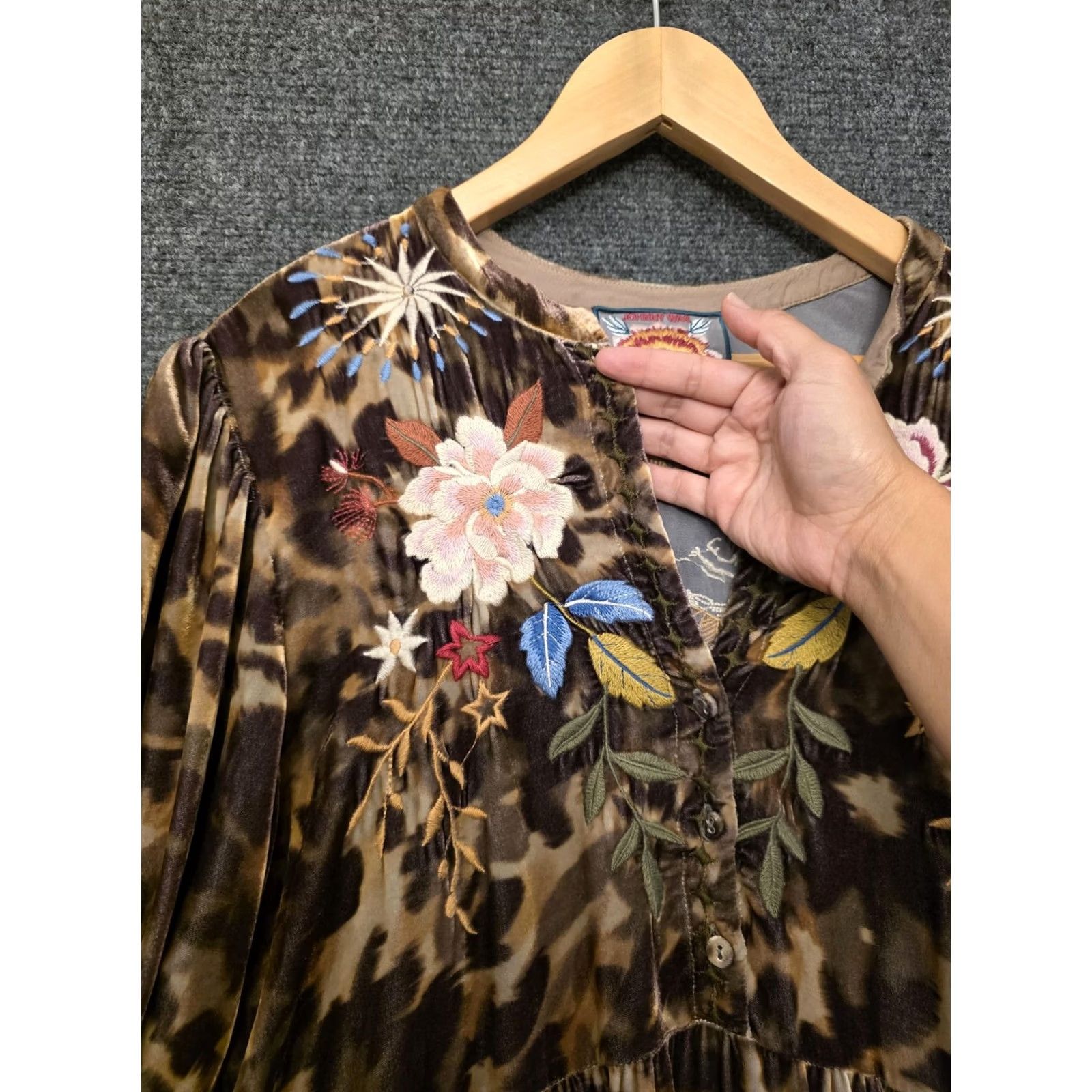 Johnny Was Johnny Was Dress Womens L Brown Velvet Animal Print Embroidered Hi Low Swing Size L / US 10 / IT 46 - 5 Thumbnail