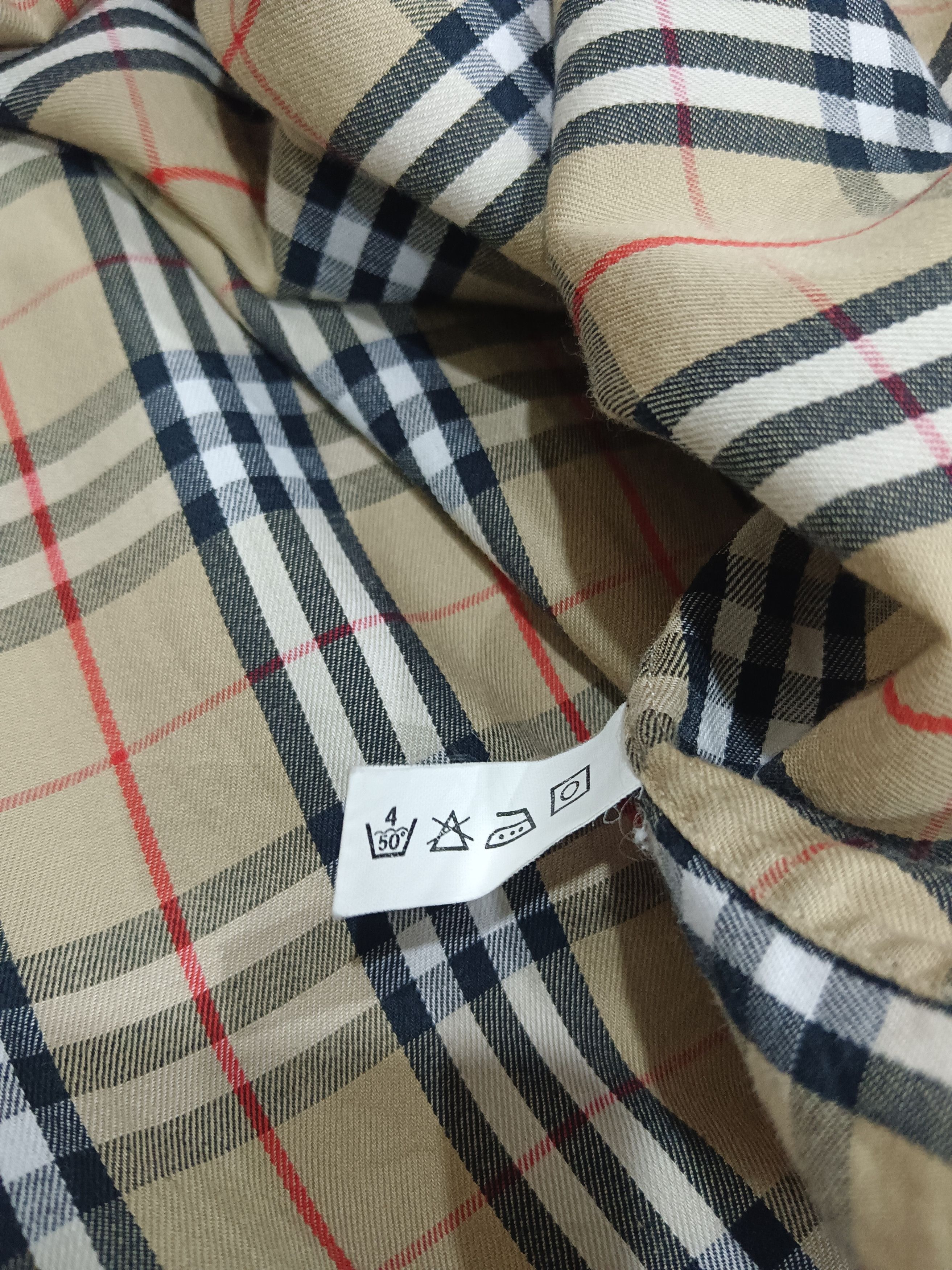 Burberry Burberry shirt novachecked Size US M / EU 48-50 / 2 - 7 Thumbnail