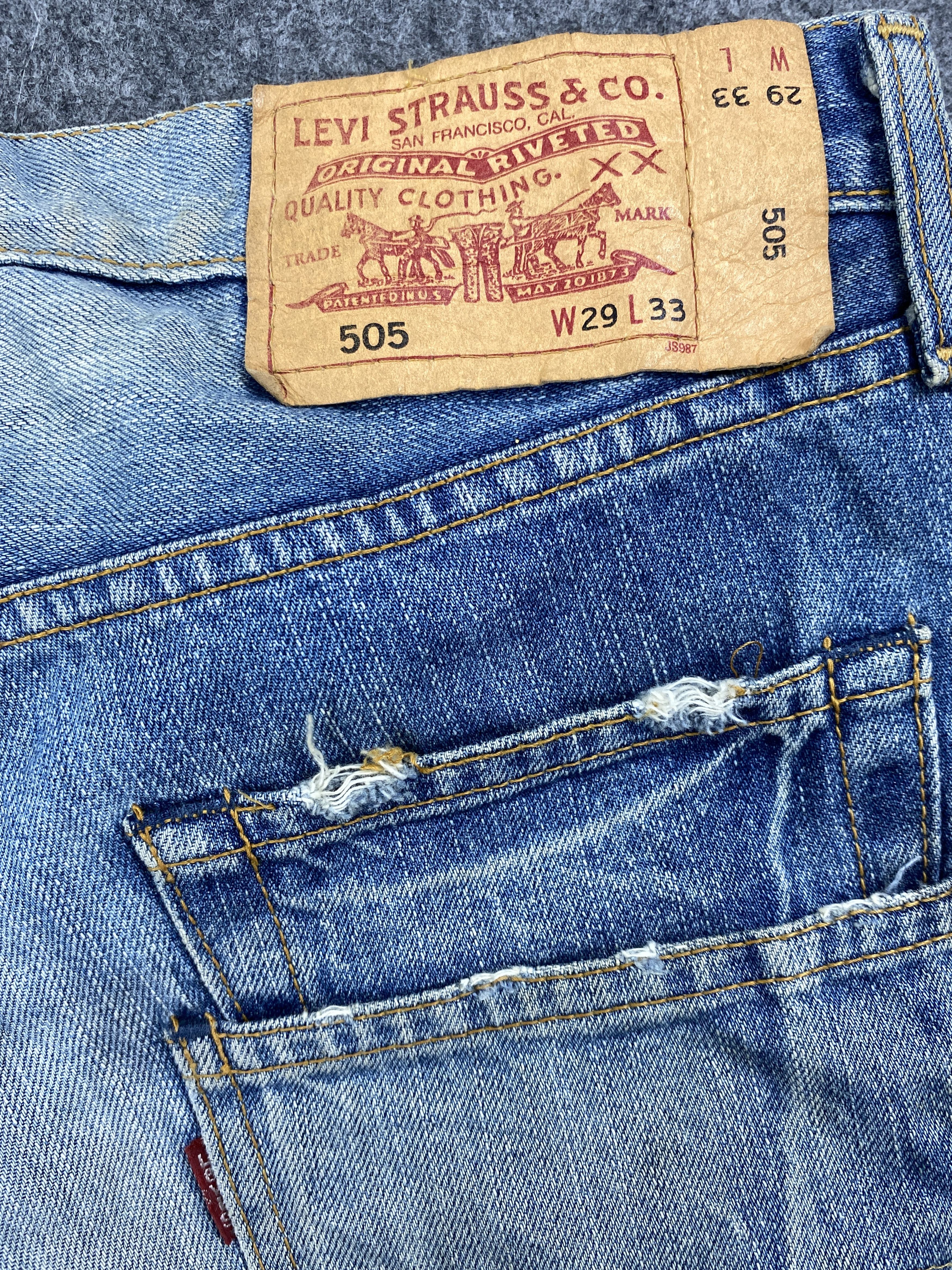 Vintage Dirty Used Blue Vintage Levi's 505 Jeans 29x33 Denim -JN1290 Size US 29 - 10 Thumbnail