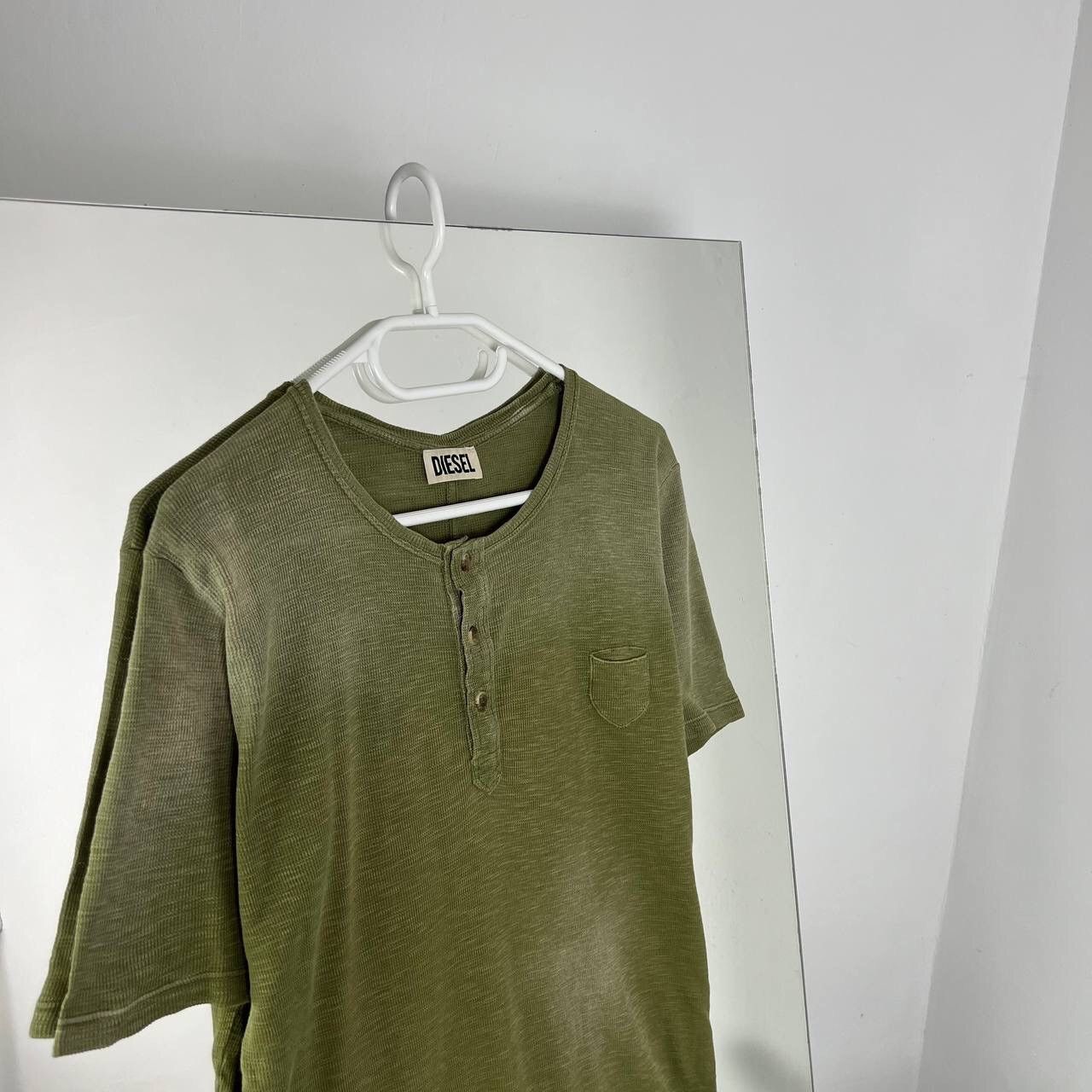 Diesel Rare 90s Diesel Tee Luxury Vintage T-shirt Size US S / EU 44-46 / 1 - 2 Thumbnail