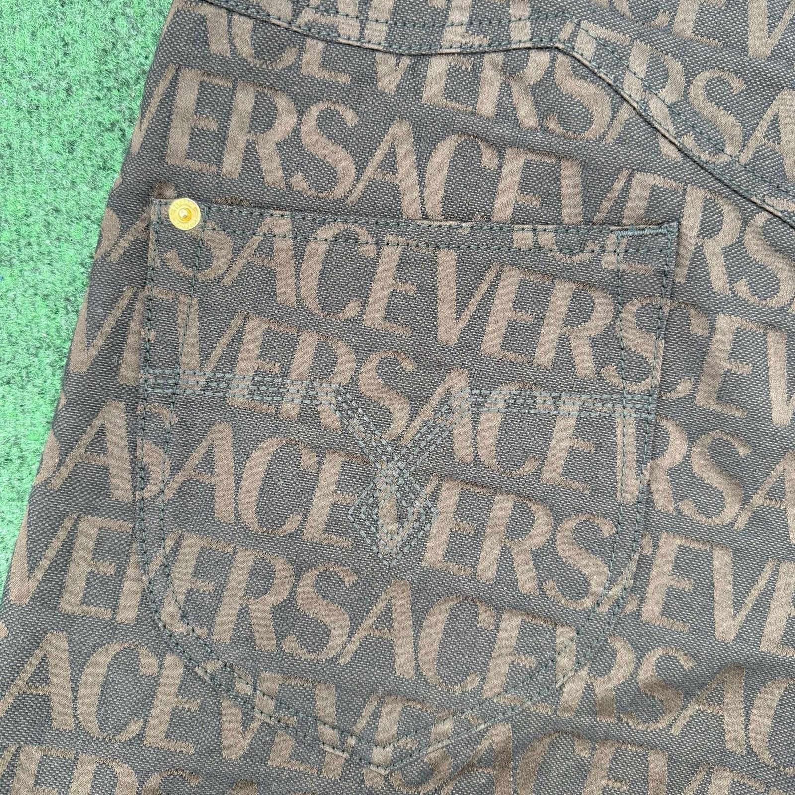 Versace Versace All-Over Logo Brown Denim Jeans 48 Used Size US 44 / EU 60 - 9 Thumbnail