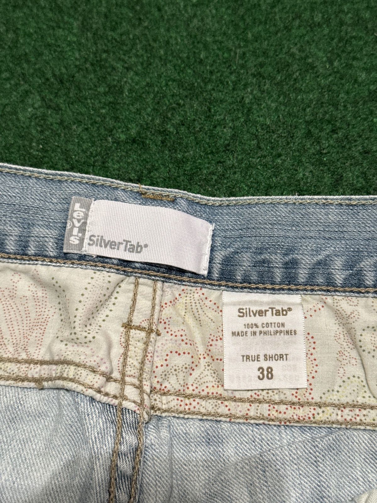 Levi's Vintage Clothing Levi’s Silvertab Baggy Jorts Grunge 40 13” Denim Shorts Size US 40 / EU 56 - 4 Thumbnail