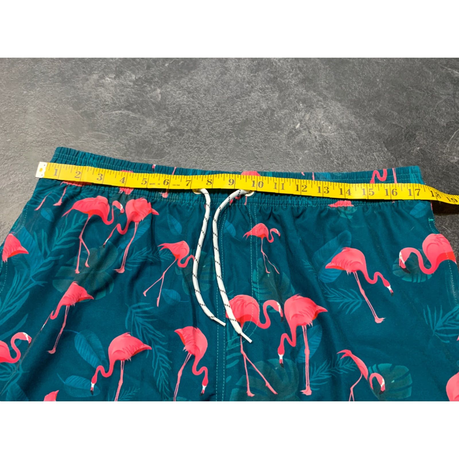 Vintage VINTAGE Flamingo Men’s Swim Trunks Green Size 34 Bottom Beach Shorts Size US 34 / EU 50 - 2 Thumbnail