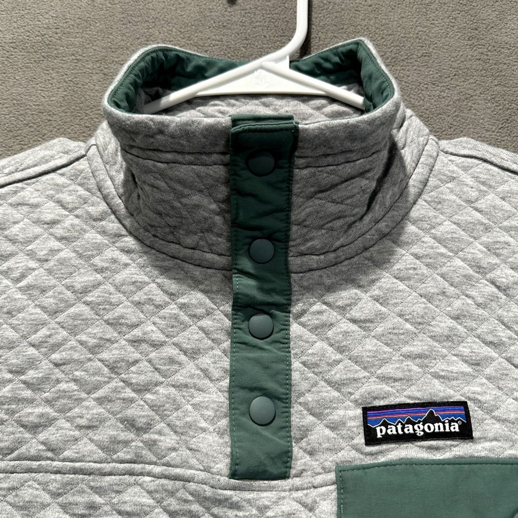 Patagonia Patagonia Sweater Womens XS Gray Green Quilted Snap-T Mock Jacket Classic Outdoor Size XS / US 0-2 / IT 36-38 - 7 Thumbnail