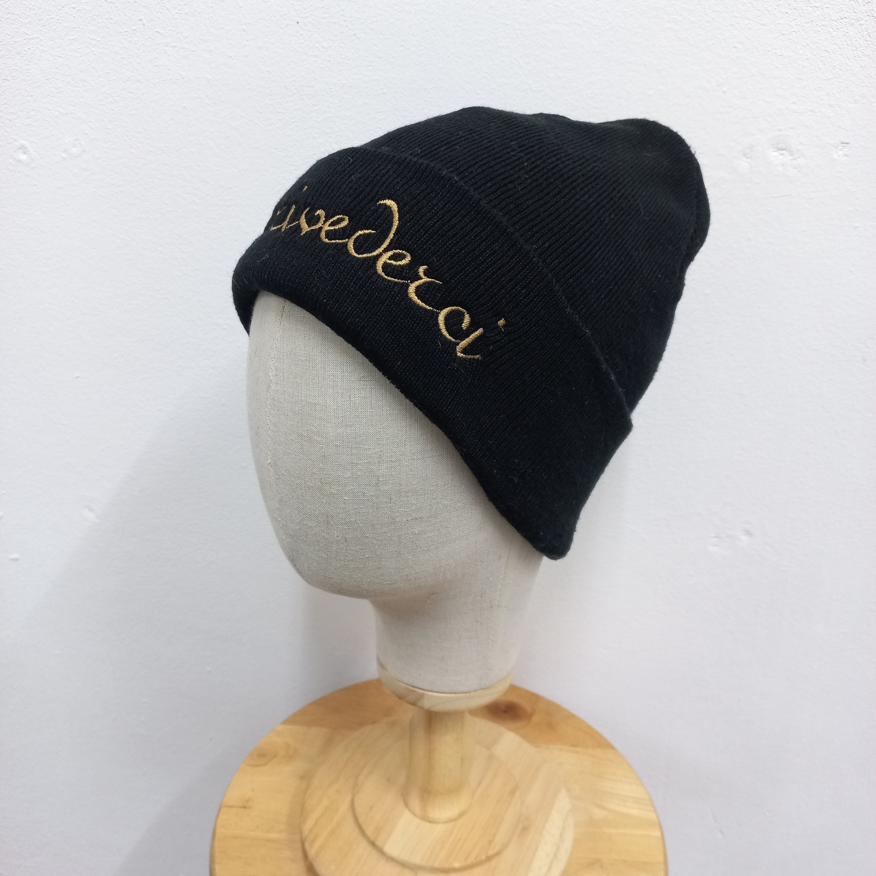 NANO universe 💥Nano universe signture design spellout beanie hat Size ONE SIZE - 2 Thumbnail