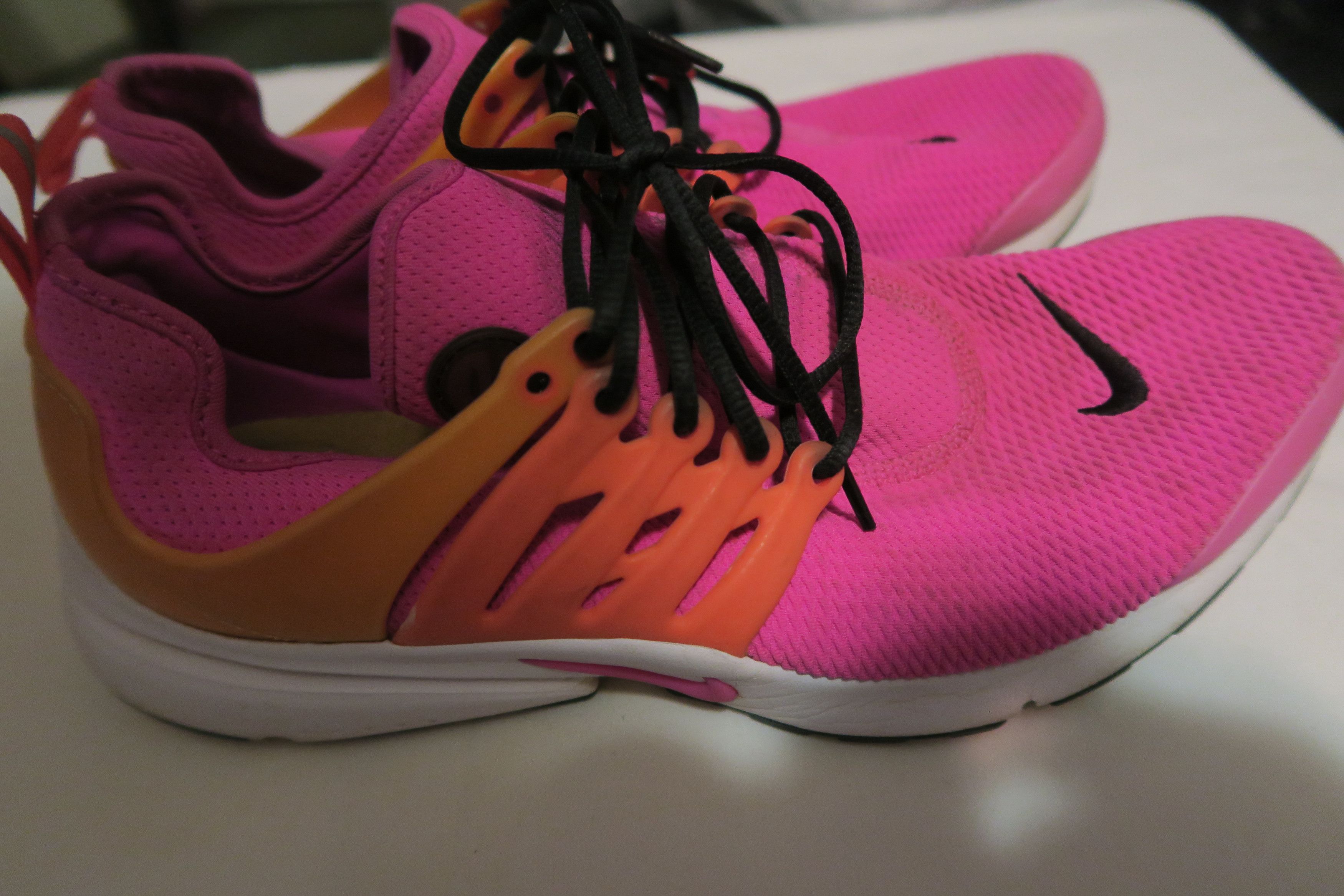 Nike Nike WMNS Air Presto Laser Fuchsia Sneakers Size 11 Size US 11 / IT 41 - 4 Thumbnail