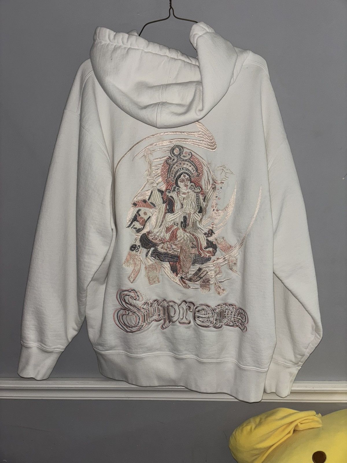 Supreme SUPREME LAKSHMI ZIPUP Size US L / EU 52-54 / 3 - 2 Thumbnail