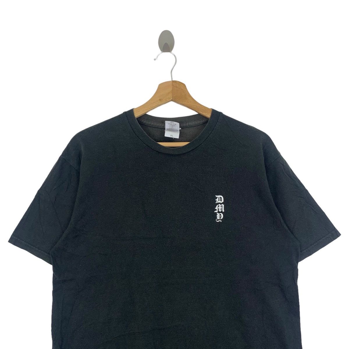 Vintage DAMMY TOKYO HARAJUKU Old English Text Tee Shirt Size US XL / EU 56 / 4 - 2 Thumbnail