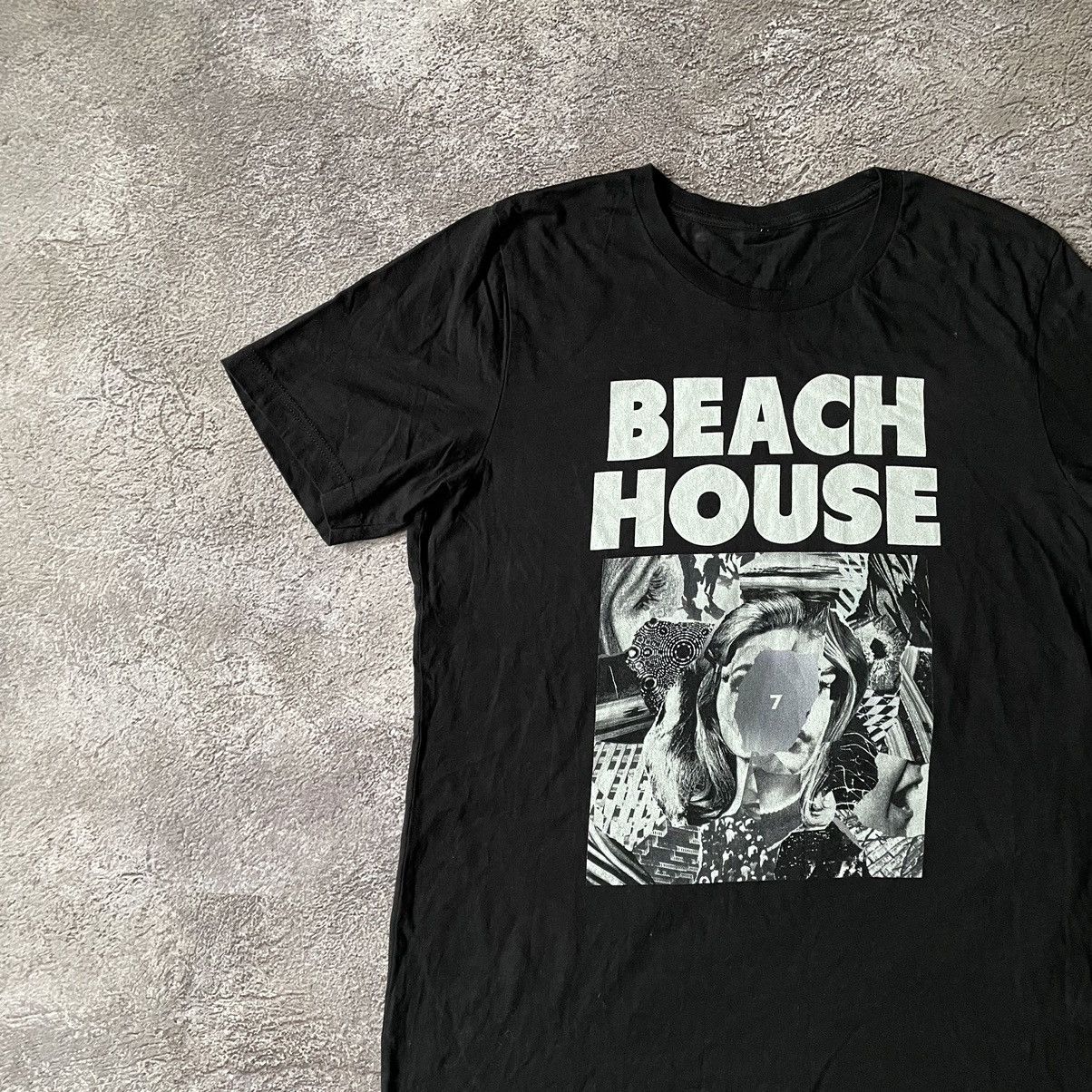 Vintage Vintage Y2K Beach House Abstract Graphic Tee Black Archive M Size US M / EU 48-50 / 2 - 4 Thumbnail
