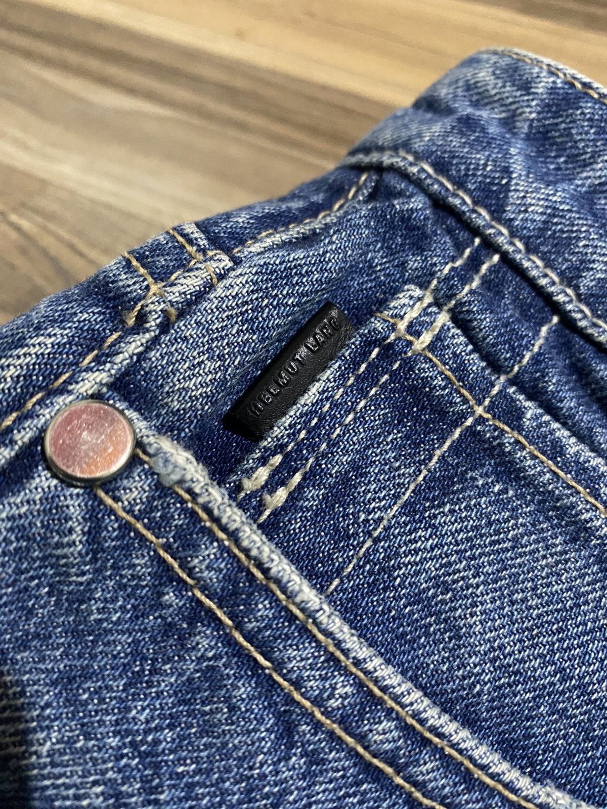 Helmut Lang HELMUT LANG HIGH RISE CROP SLIM LIGHT JACKHAMMER WASH JEANS Size 26" / US 2 / IT 38 - 4 Thumbnail