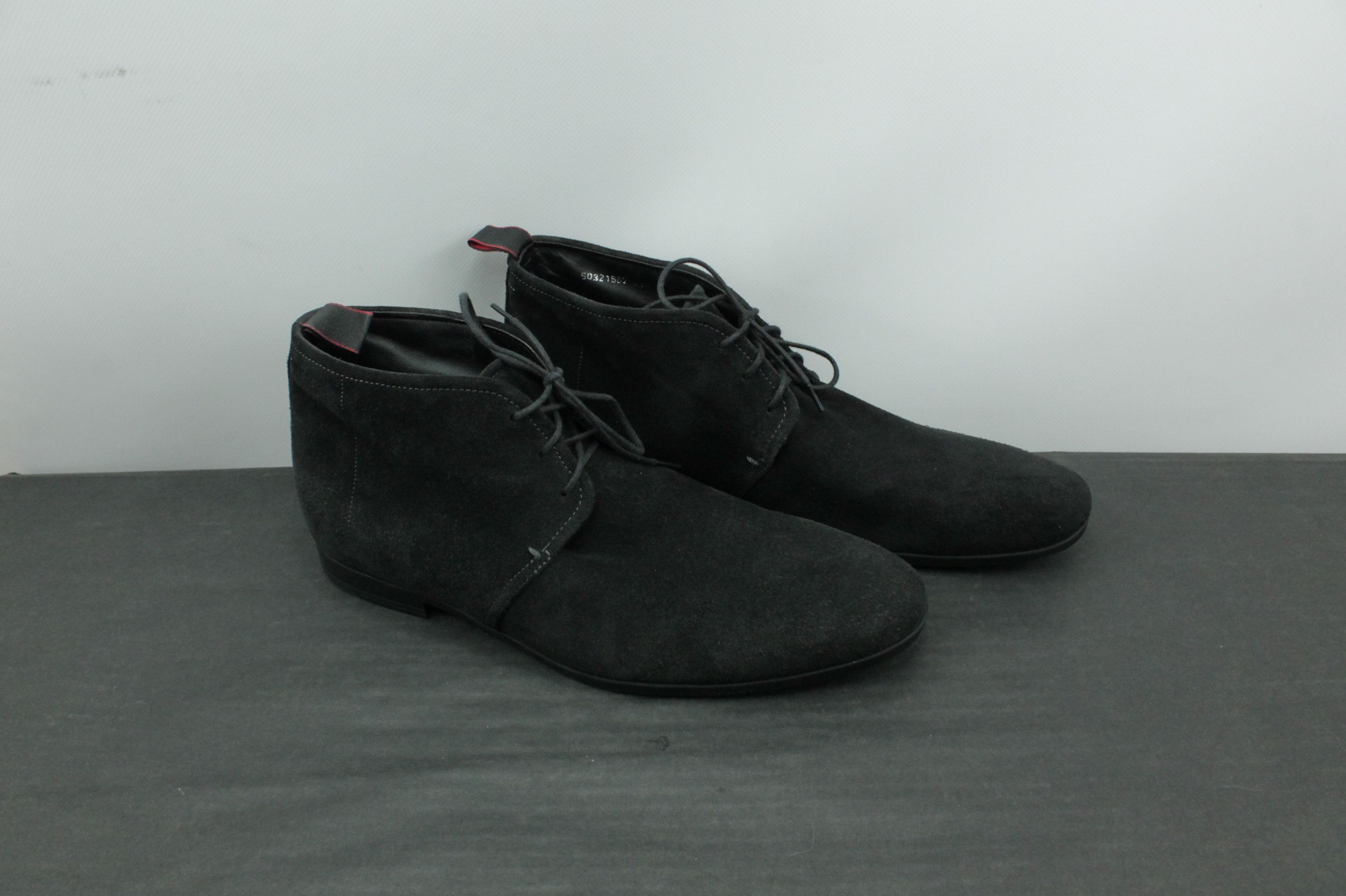 Designer × Hugo Boss Hugo Boss Black Suede Leather Casual Shoes Size US 10 / EU 43 - 1 Thumbnail