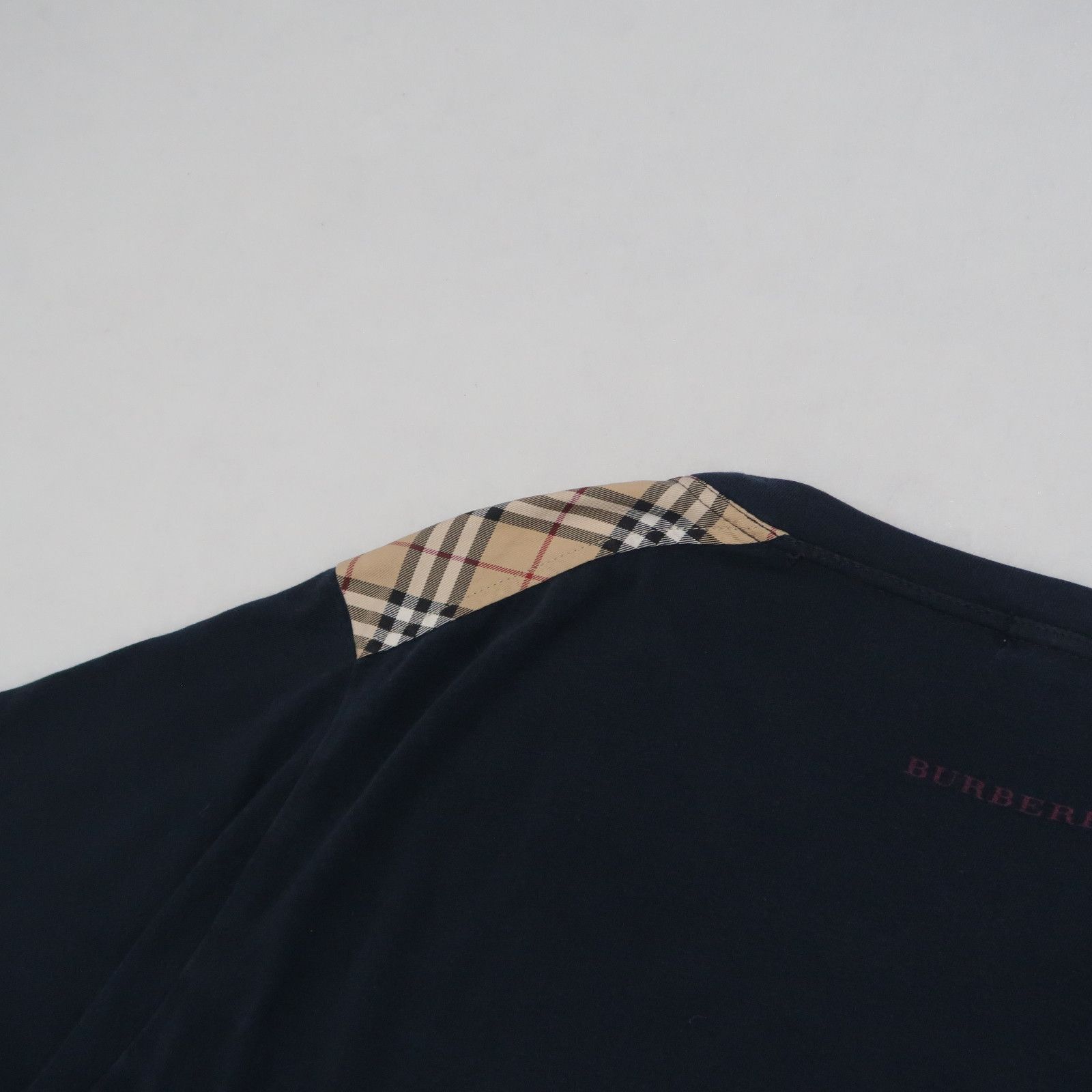 Burberry Vintage 90s Burberry Nova Check Shoulder Distressed Tee Size US L / EU 52-54 / 3 - 14 Thumbnail