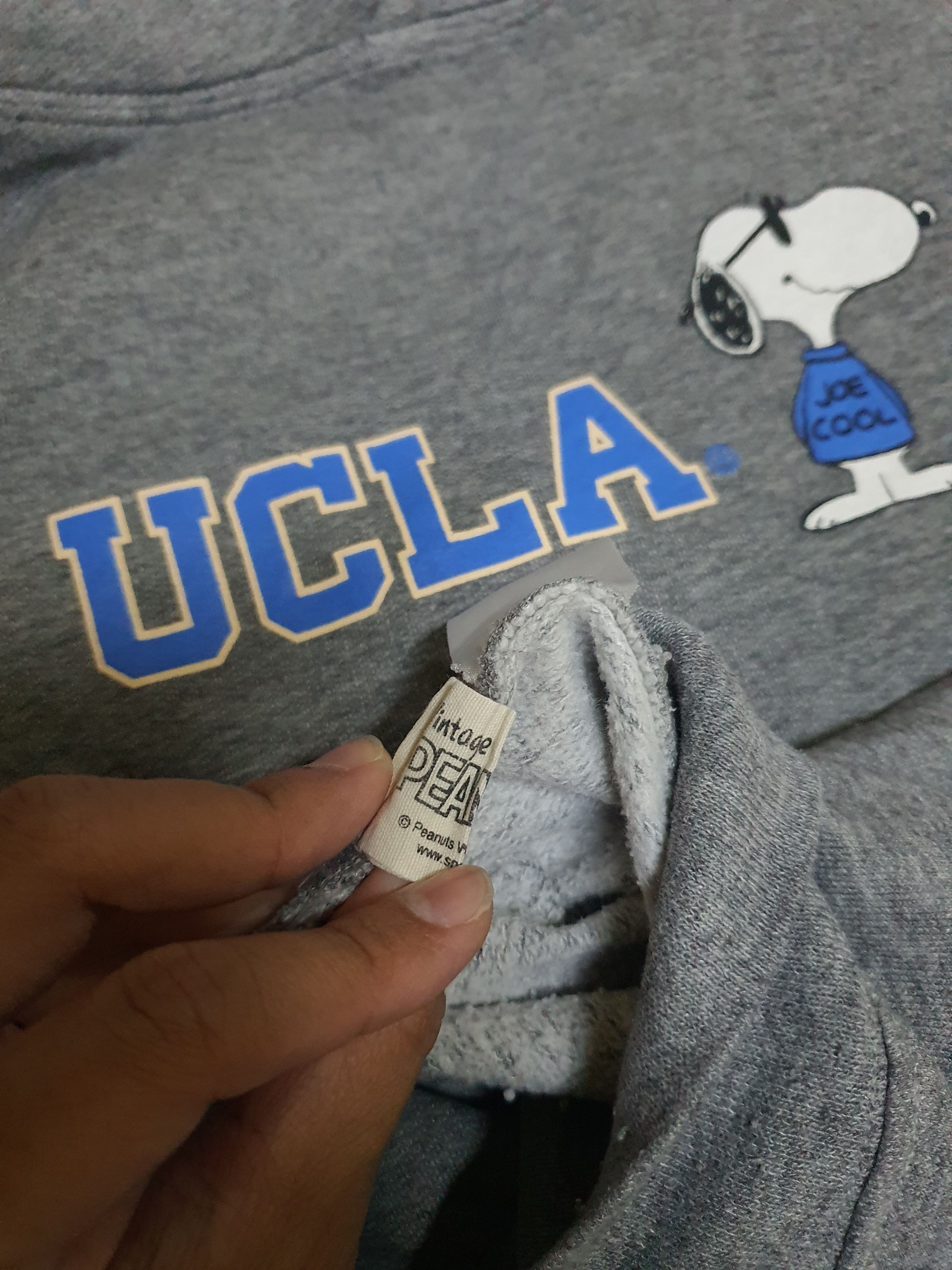 Peanuts vintage Peanuts x UCLA hoodie Size US L / EU 52-54 / 3 - 7 Thumbnail